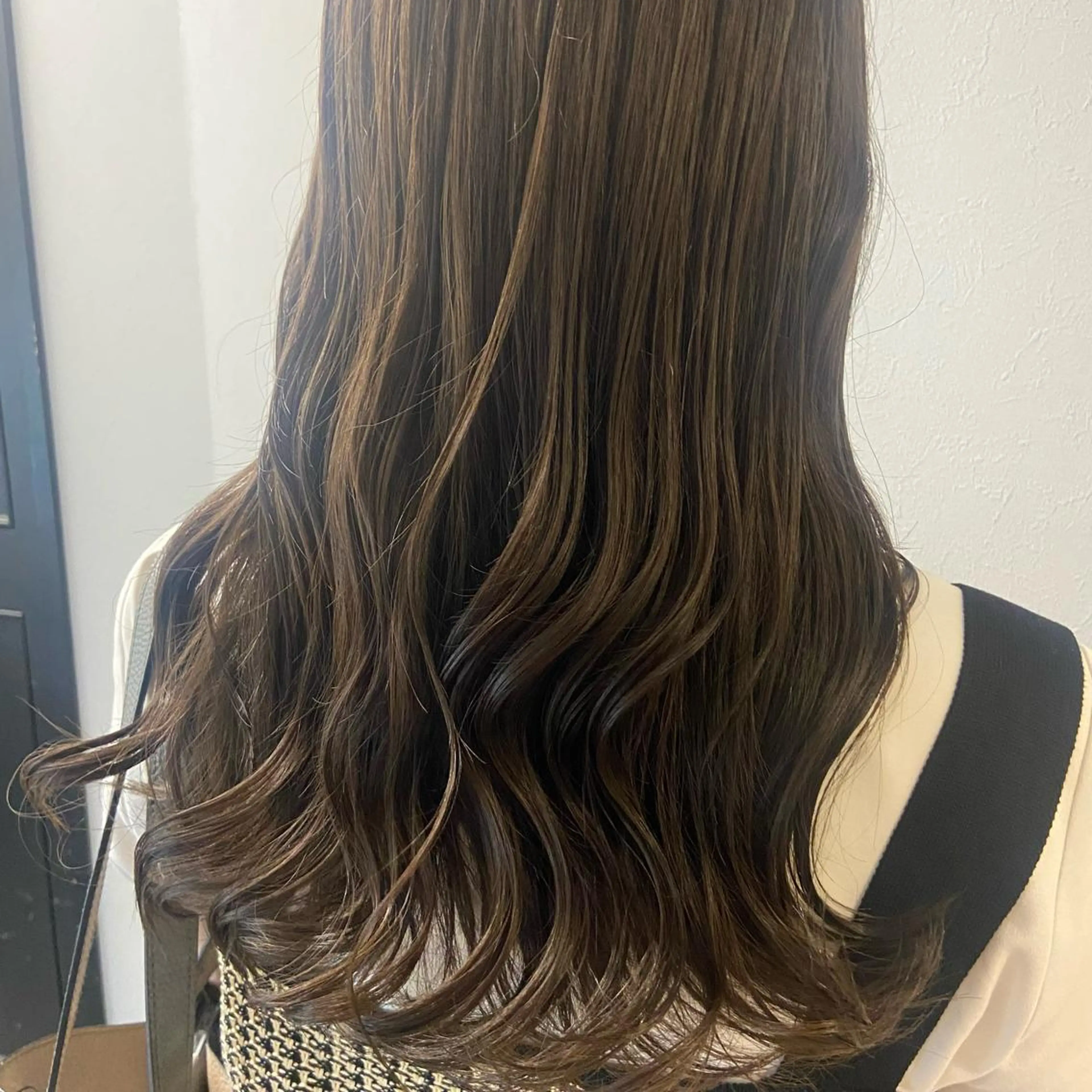 セミロング カット ヘアカラー トリートメント natsumi / N°ariaのヘアスタイル