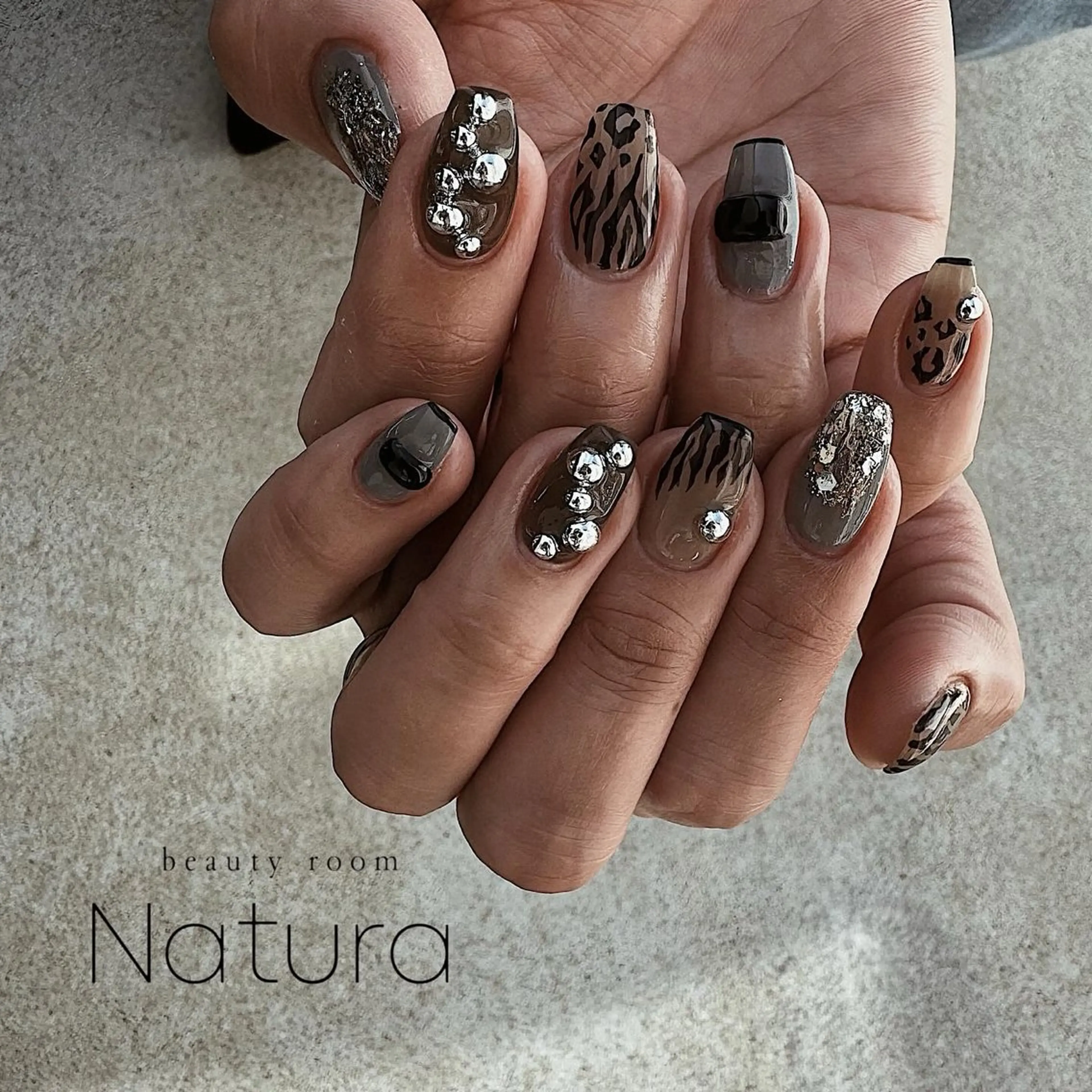 ネイル ハンドネイル beautyroom Naturaのネイルデザイン