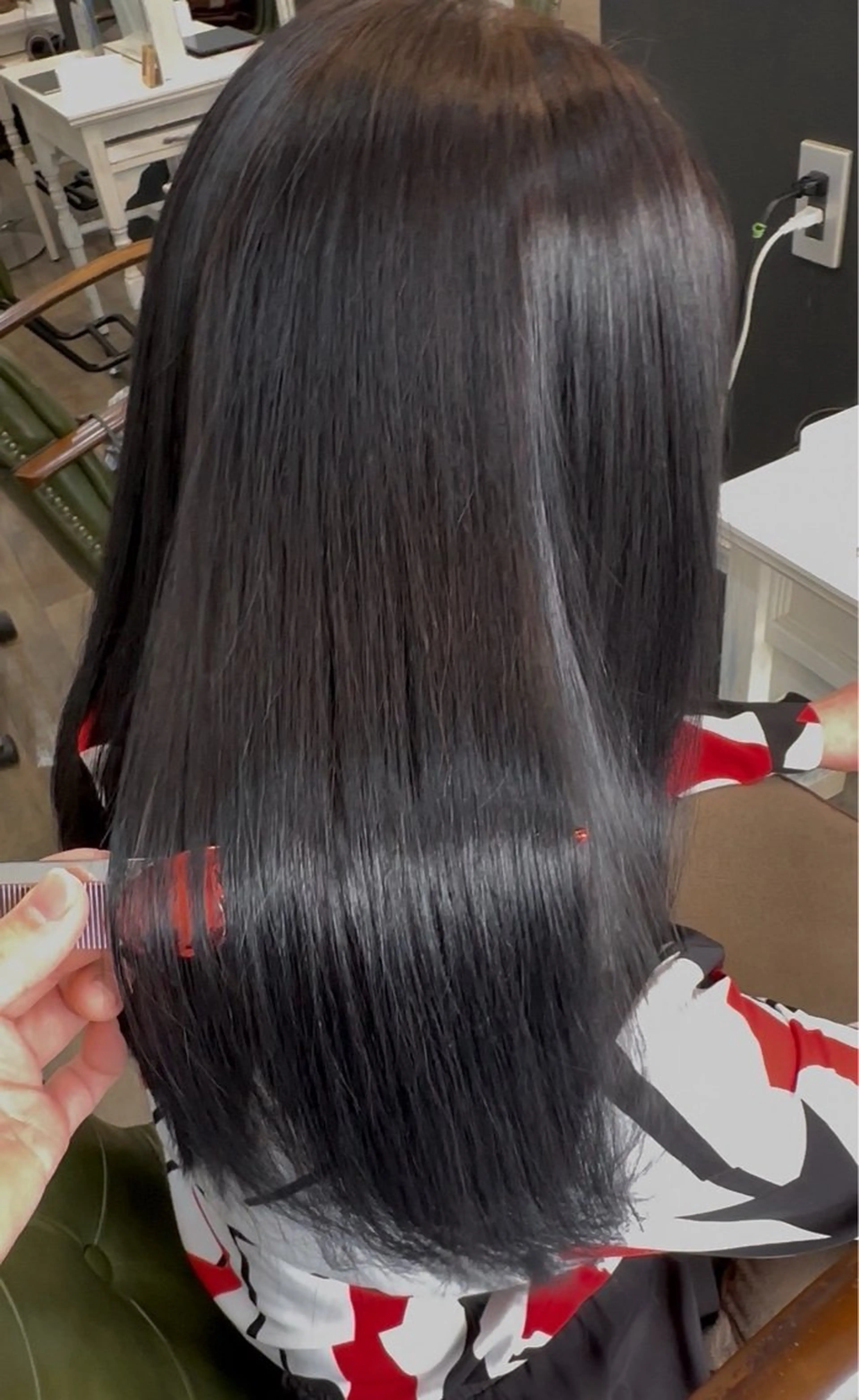 ロング 縮毛矯正 Lucca Lance所属・岩間 渉のヘアスタイル