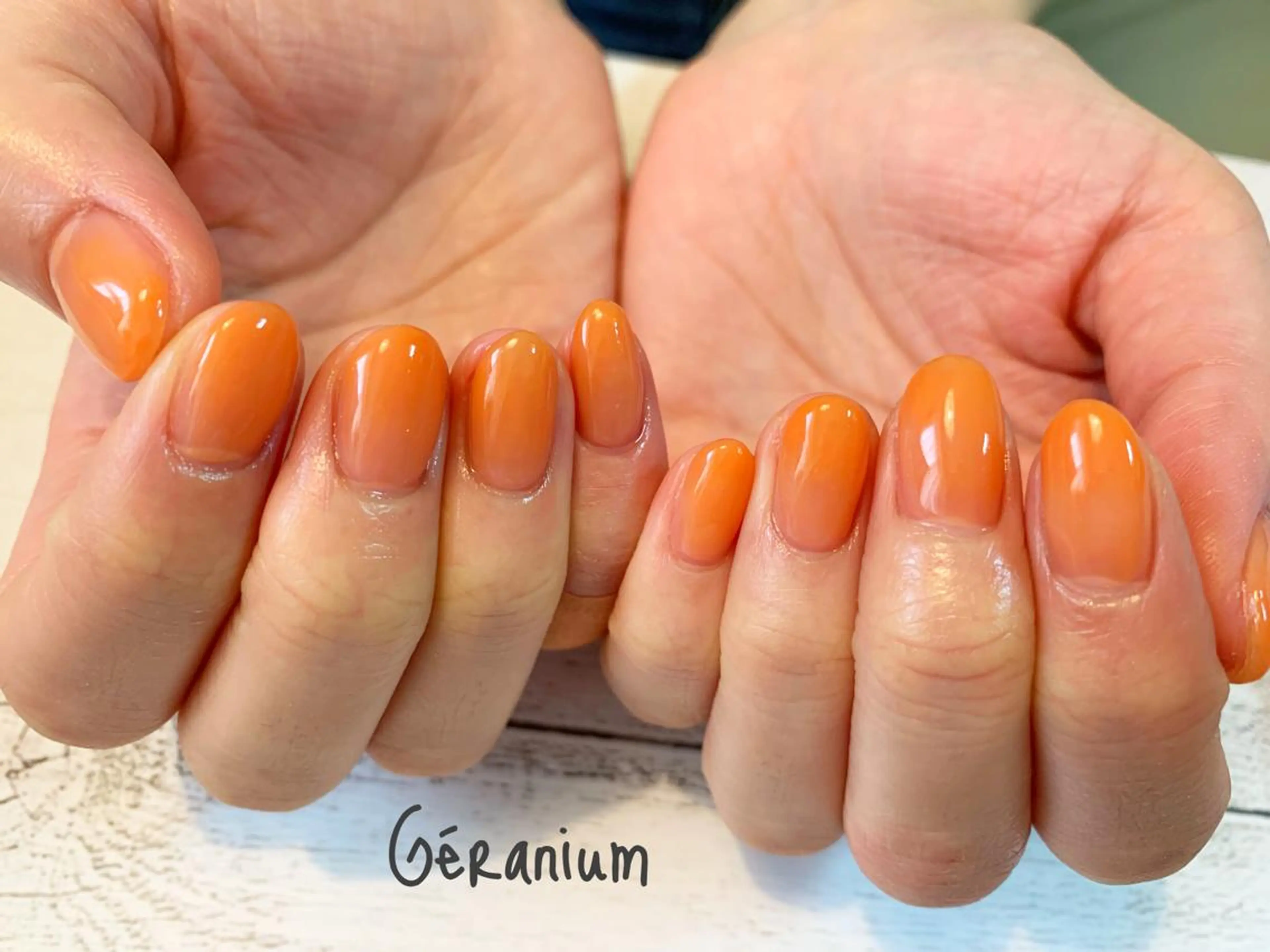 ネイル グラデーション ワンカラーネイル フットネイル GéRanium Harukaのネイルデザイン