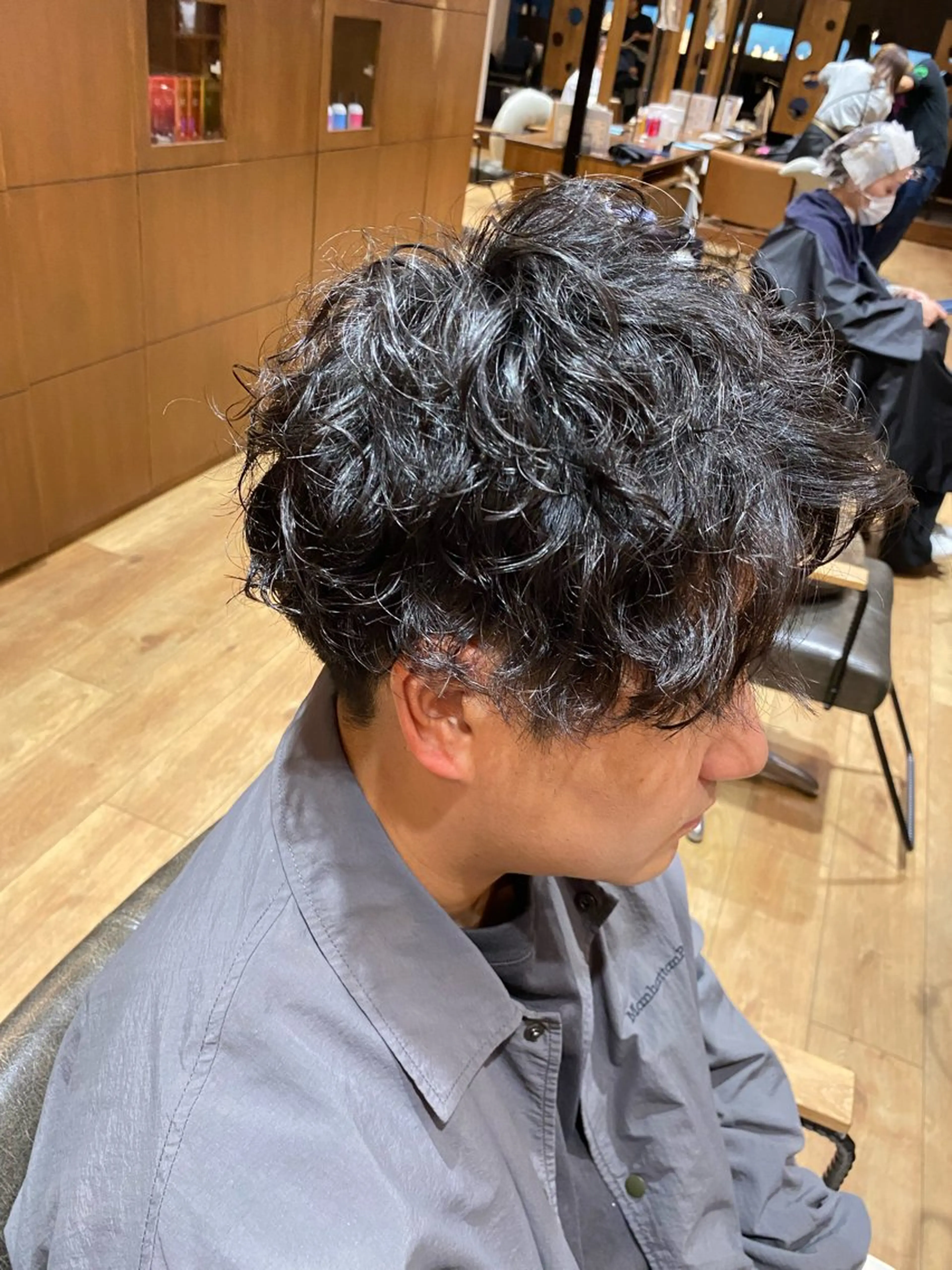 パーマ メンズ メンズパーマ カット パーマ 暖色系カラー まおのヘアスタイル