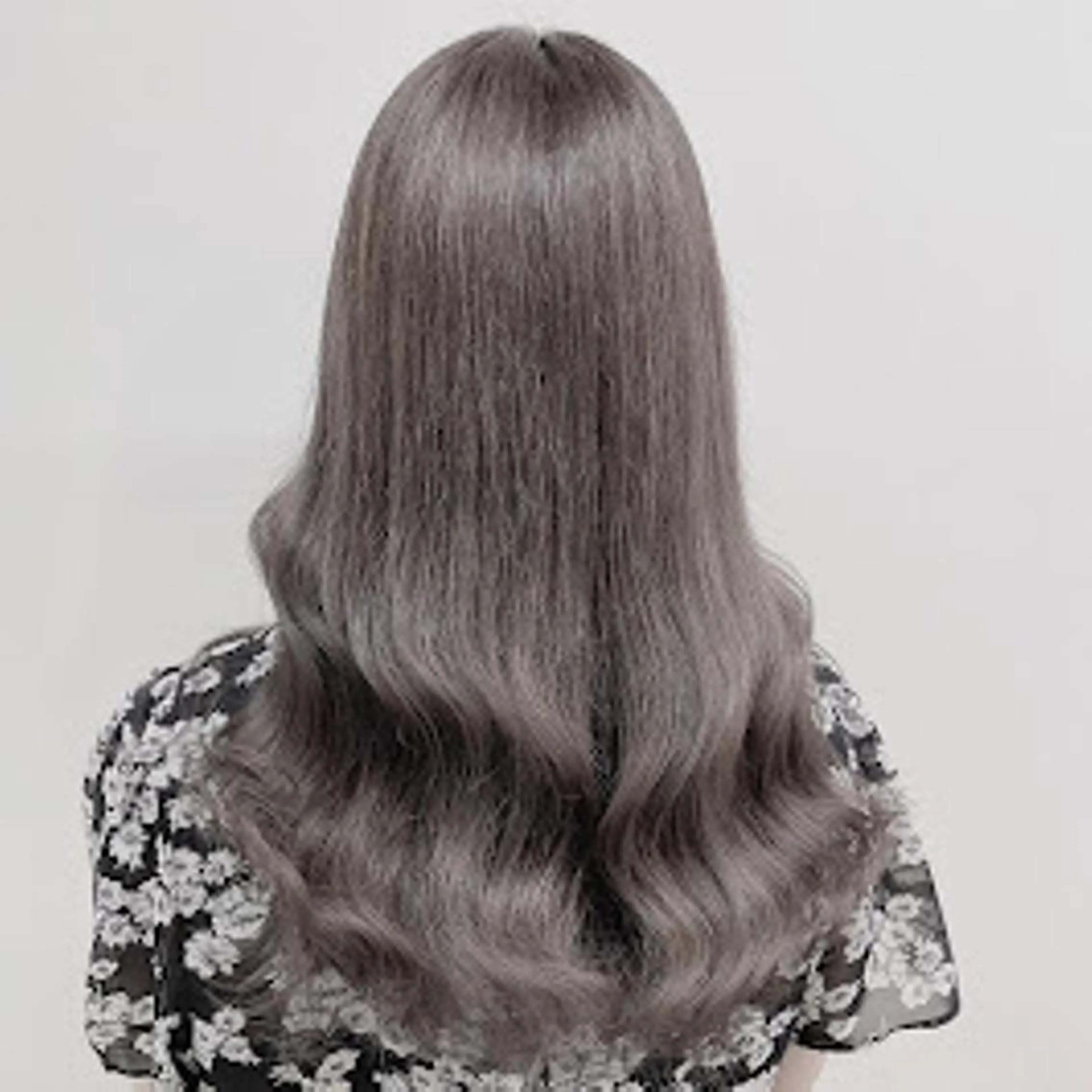 カラー 🪞［公式］ UNITED横浜🪞のヘアスタイル