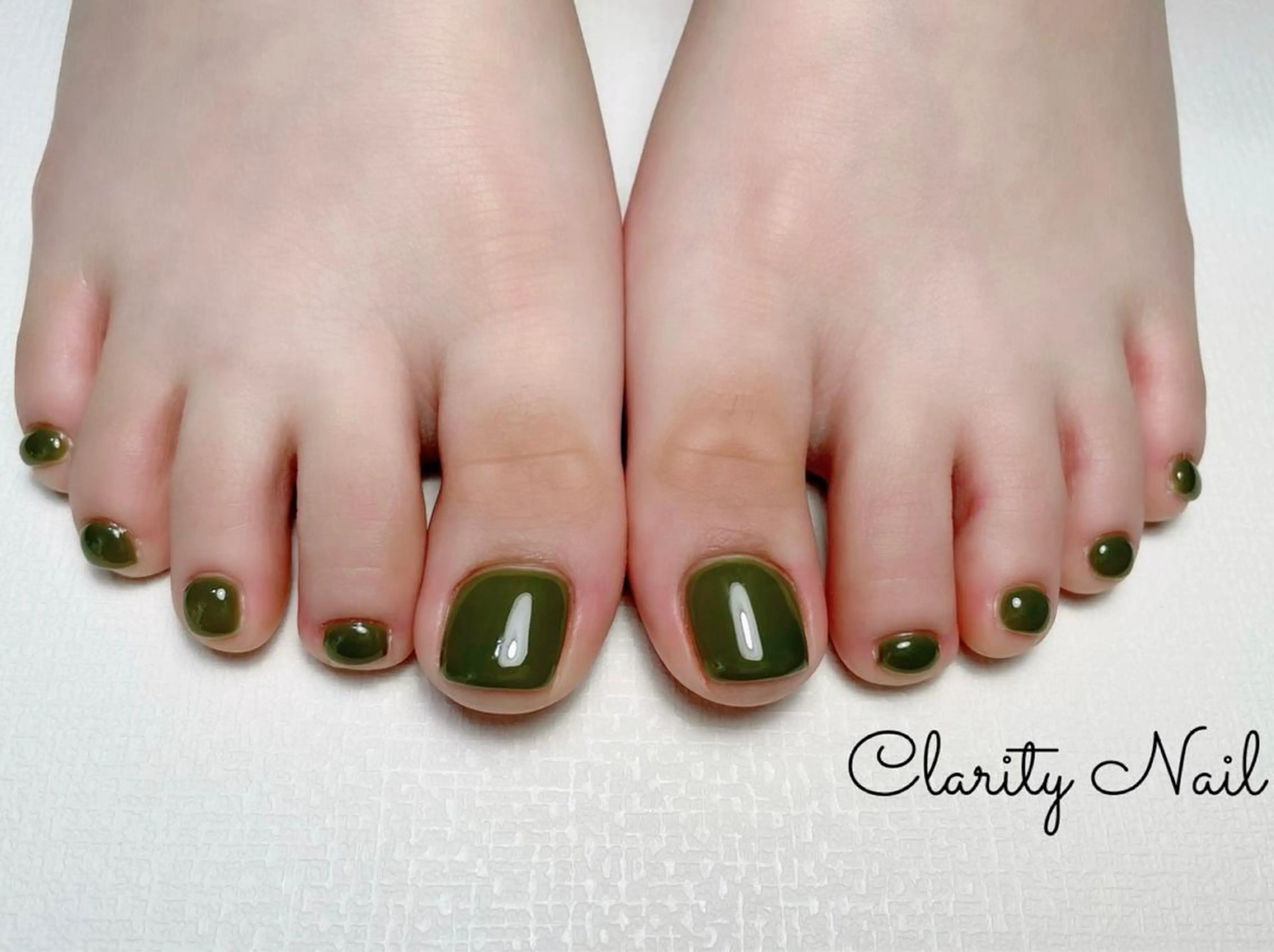 ネイル フットネイル ワンカラーネイル フットネイル Clarity Nailのネイルデザイン