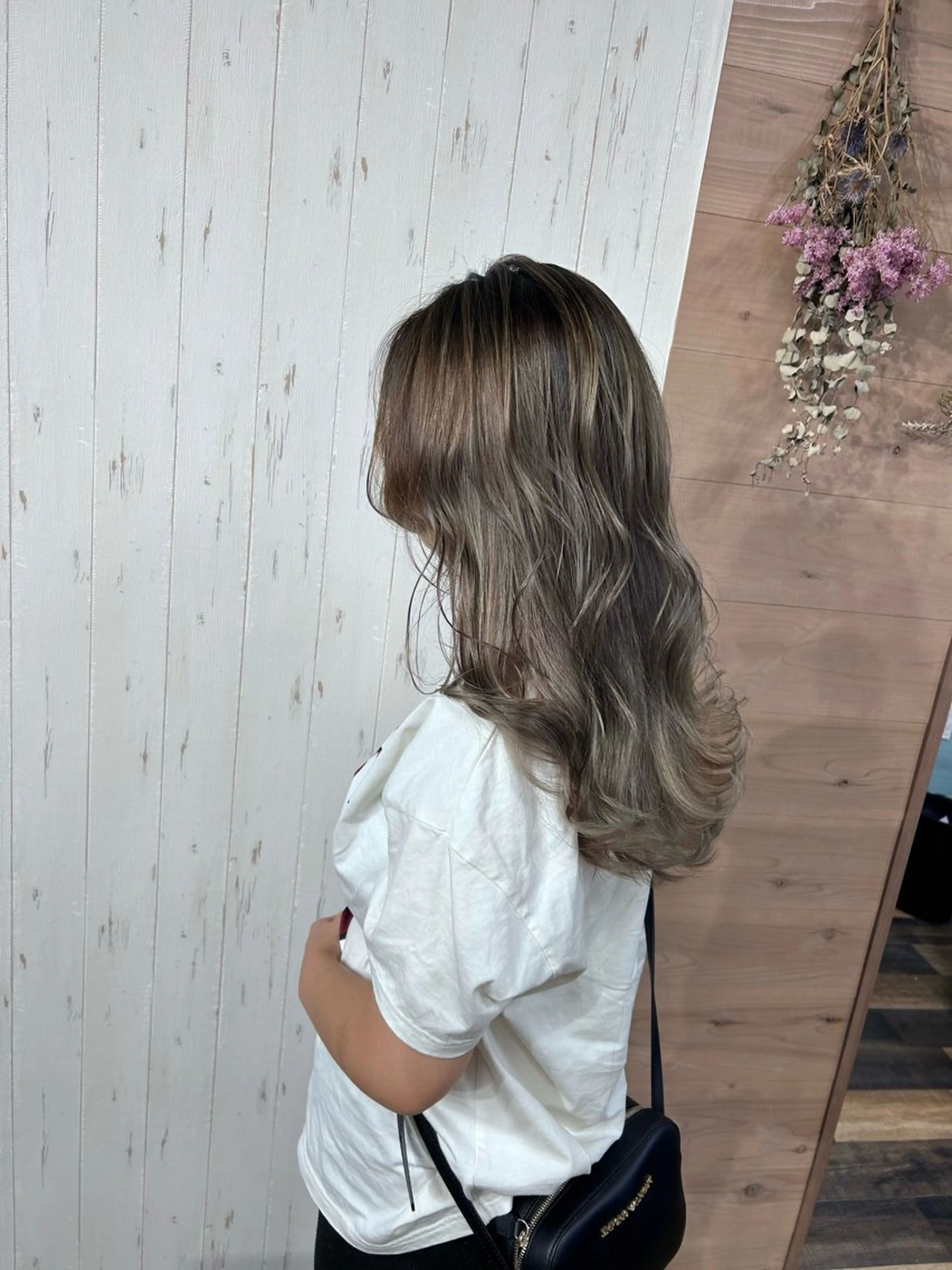 ロング 外国人風カラー ハイライト 韓国風ヘア レイヤーカット カット ヘアカラー AN'TIA小作所属・AN'TIA小作代表 ⭐︎kazuma⭐︎のヘアスタイル