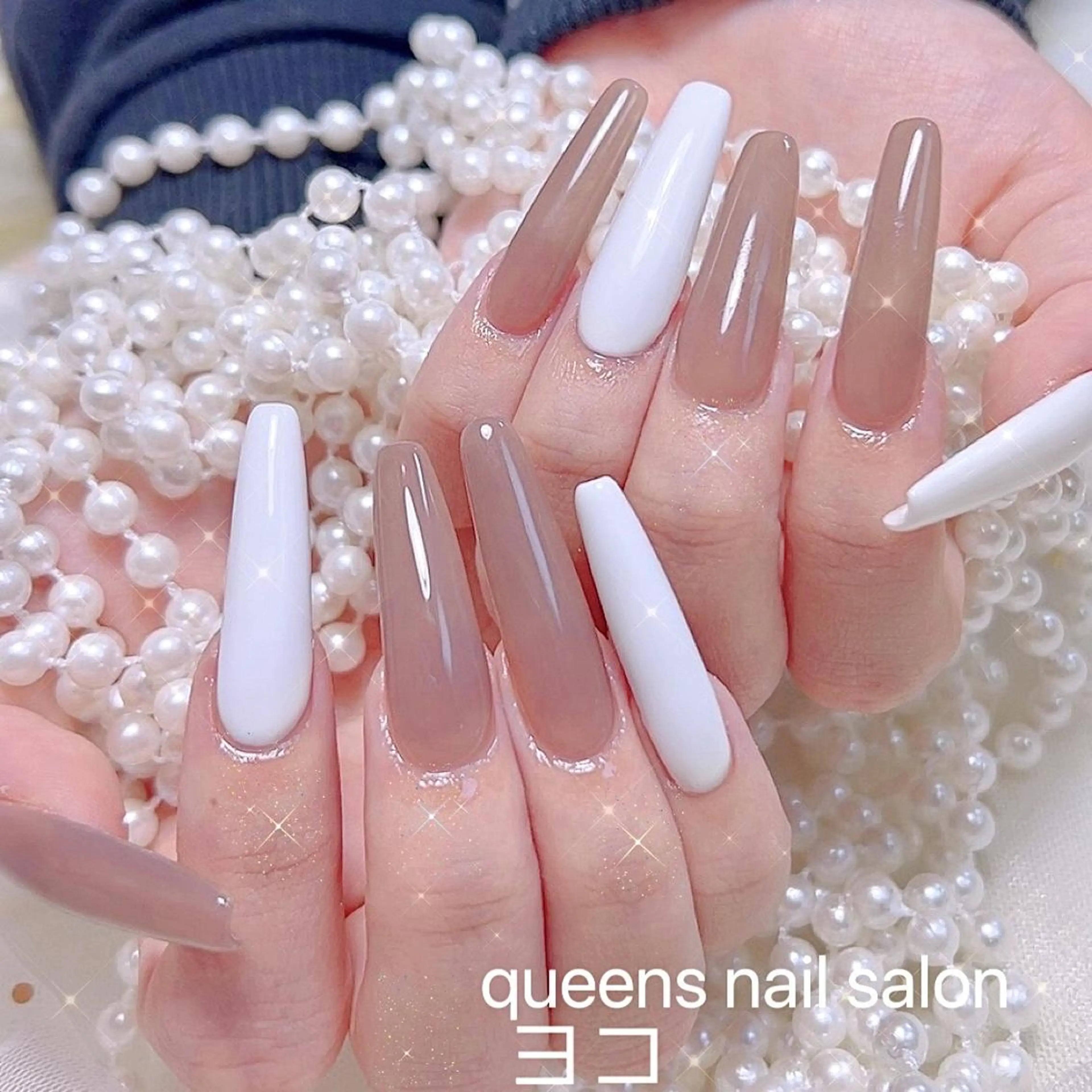 ネイル queensnail 🧸mikaのネイルデザイン