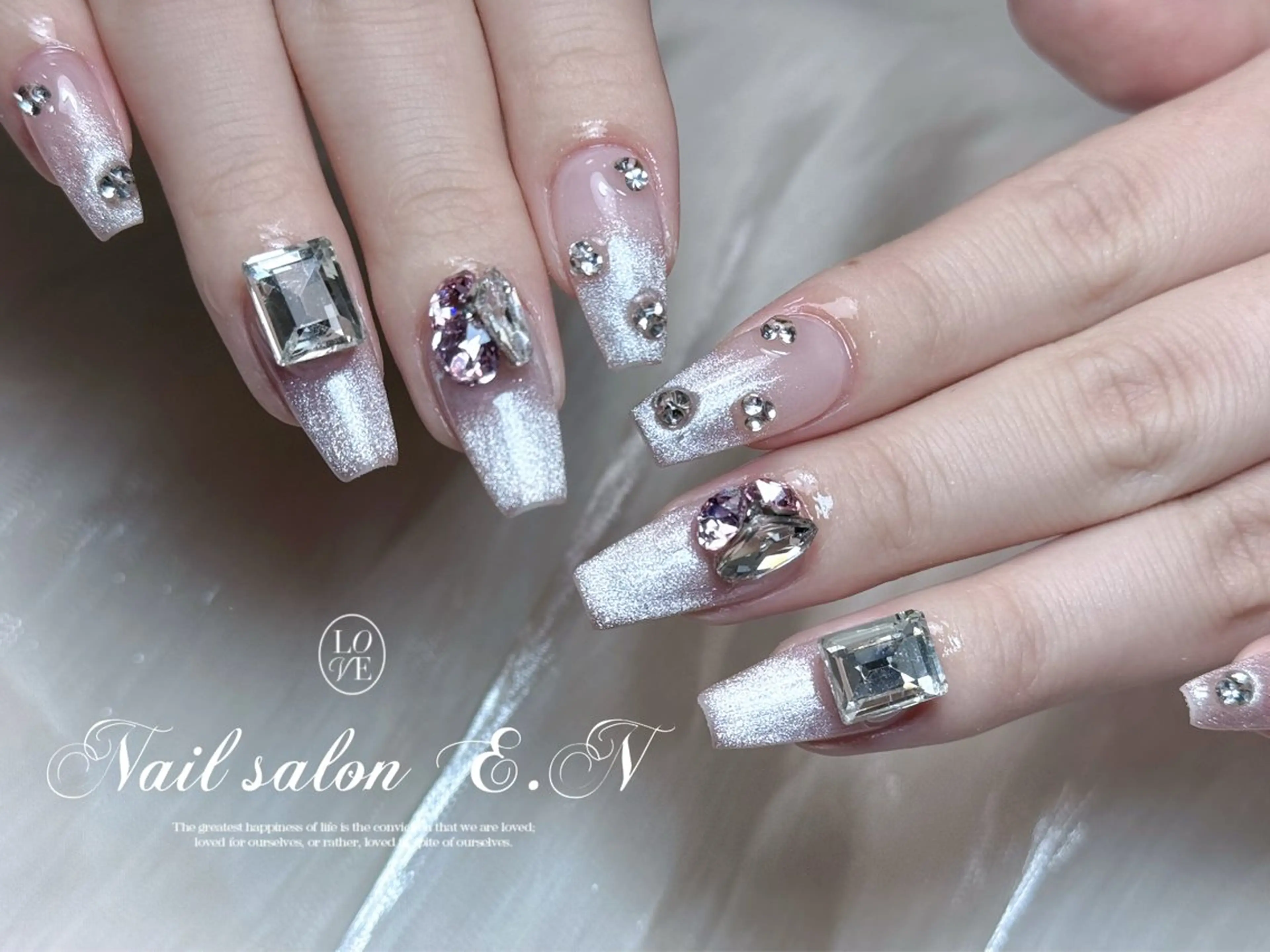 ネイル E.N🦋 長さ出し/持ち込みのネイルデザイン