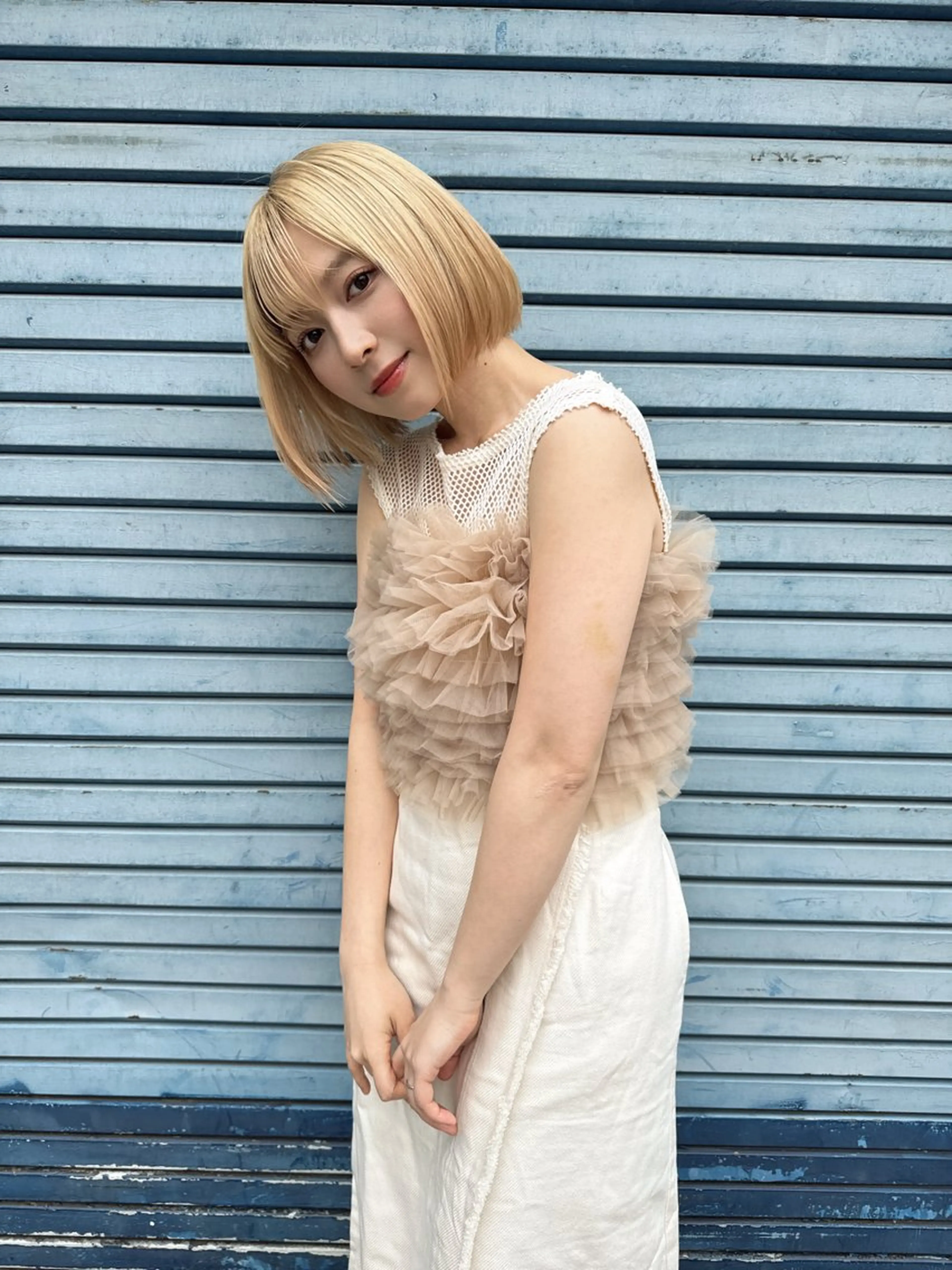 ショート カラー ショートボブ ブリーチ ボブ ショートヘア 黒木 栞のヘアスタイル