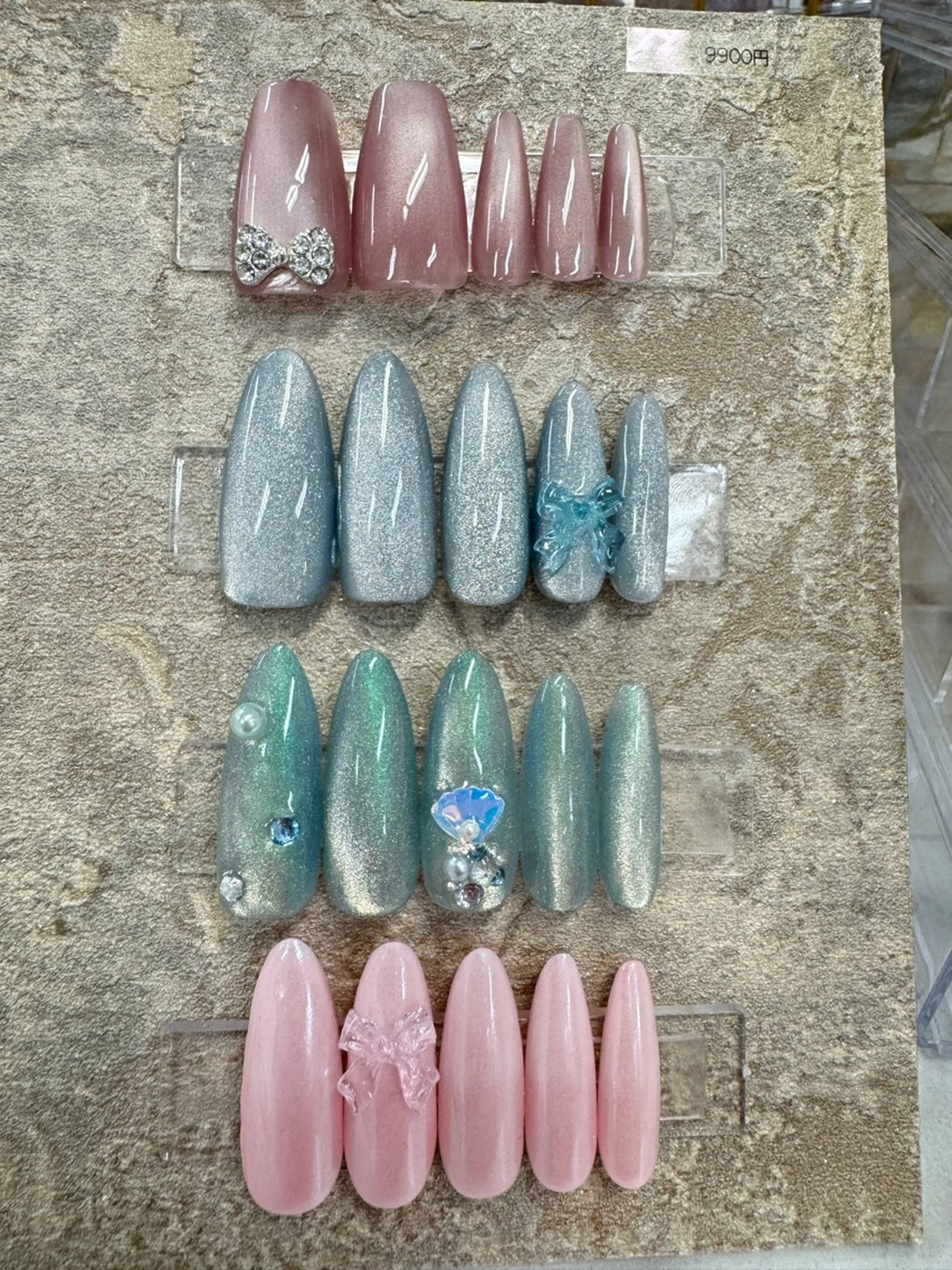 ネイル チークネイル フットネイル フレンチネイル ジェルネイル マグネットネイル Queeens nailのネイルデザイン