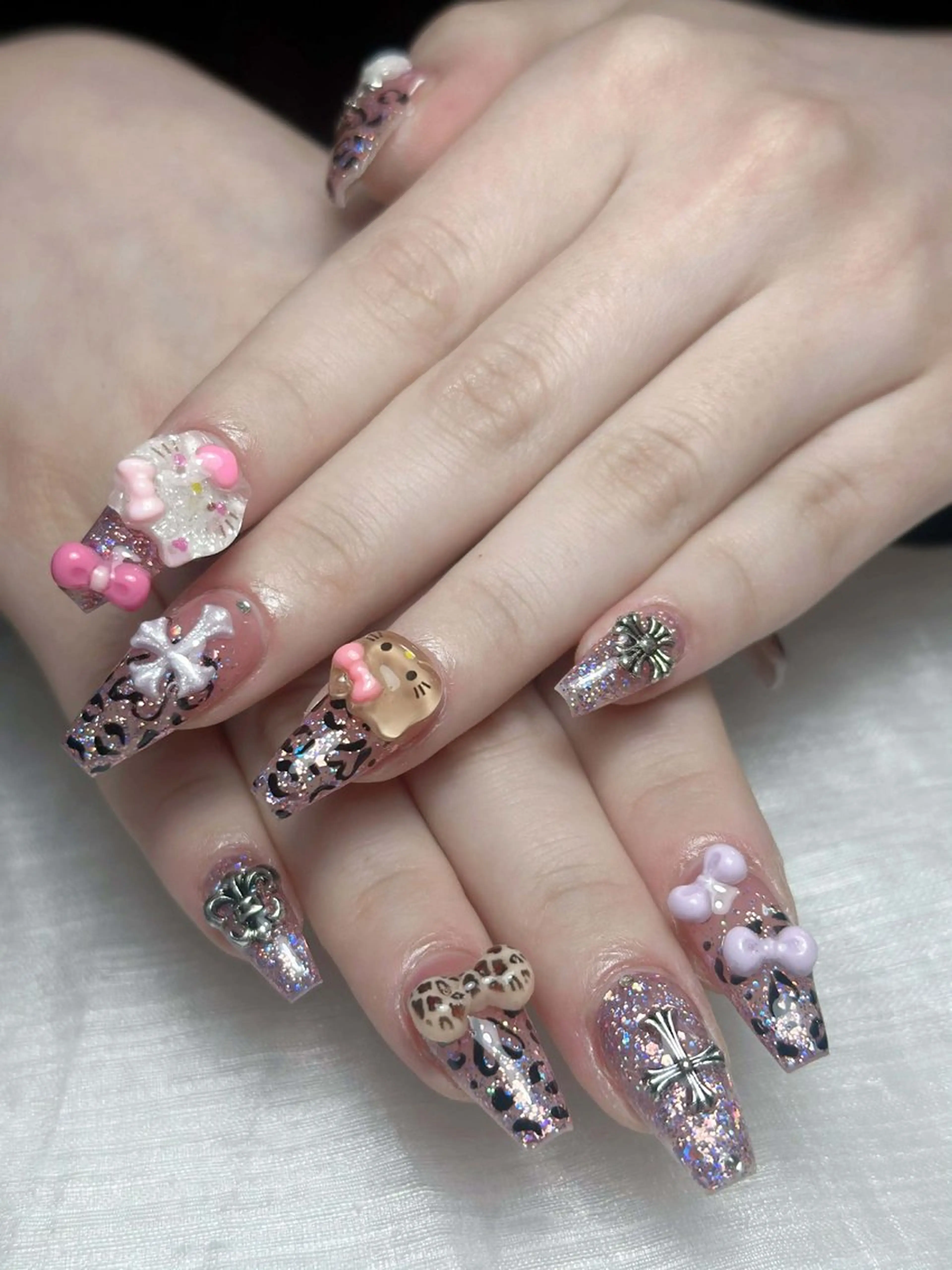 ネイル アートネイル 成人式 ジェルネイル ニュアンスネイル 夏ネイル ハンドネイル NIE MoMoのネイルデザイン