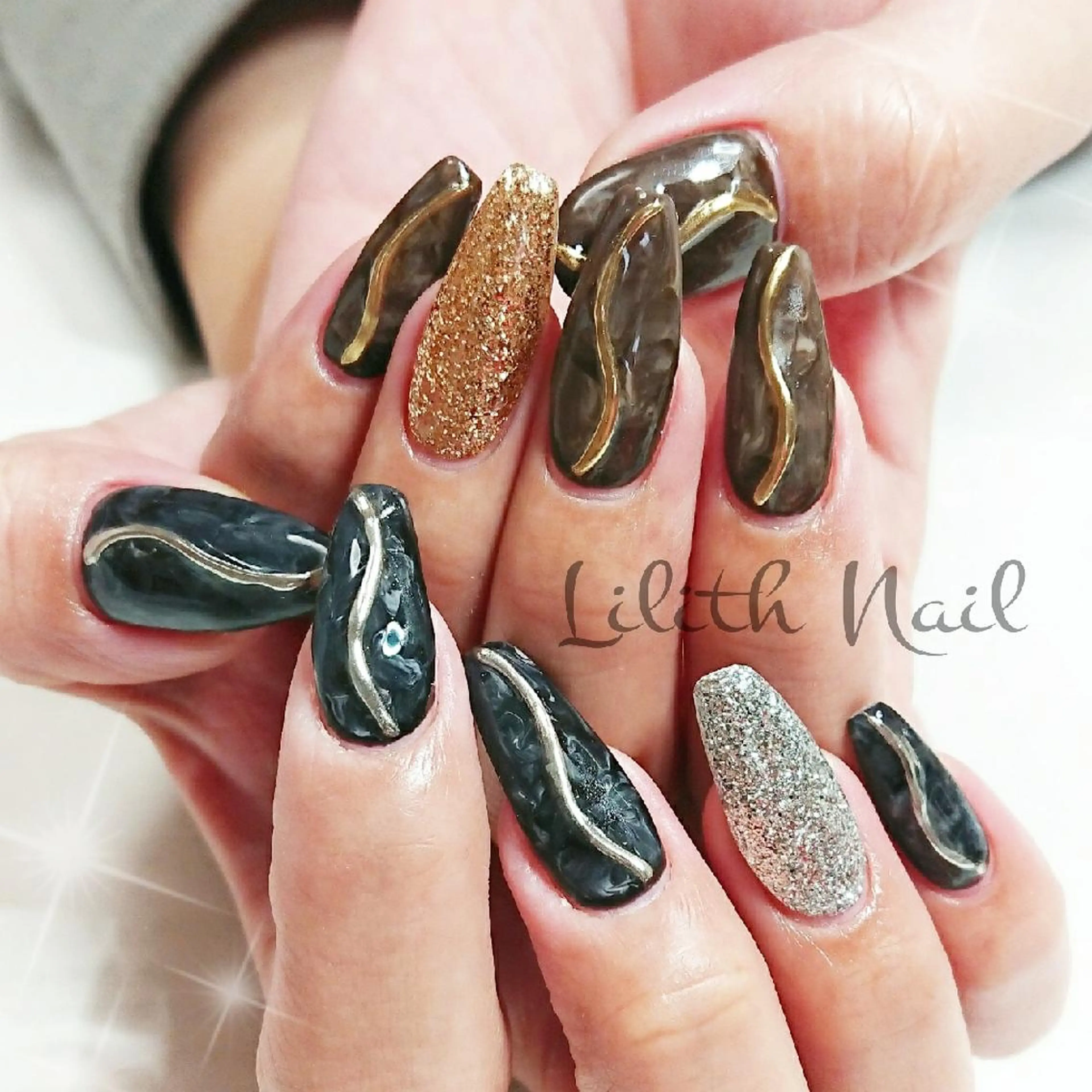 ネイル ロングネイル ハンドネイル Lilith Nailのネイルデザイン