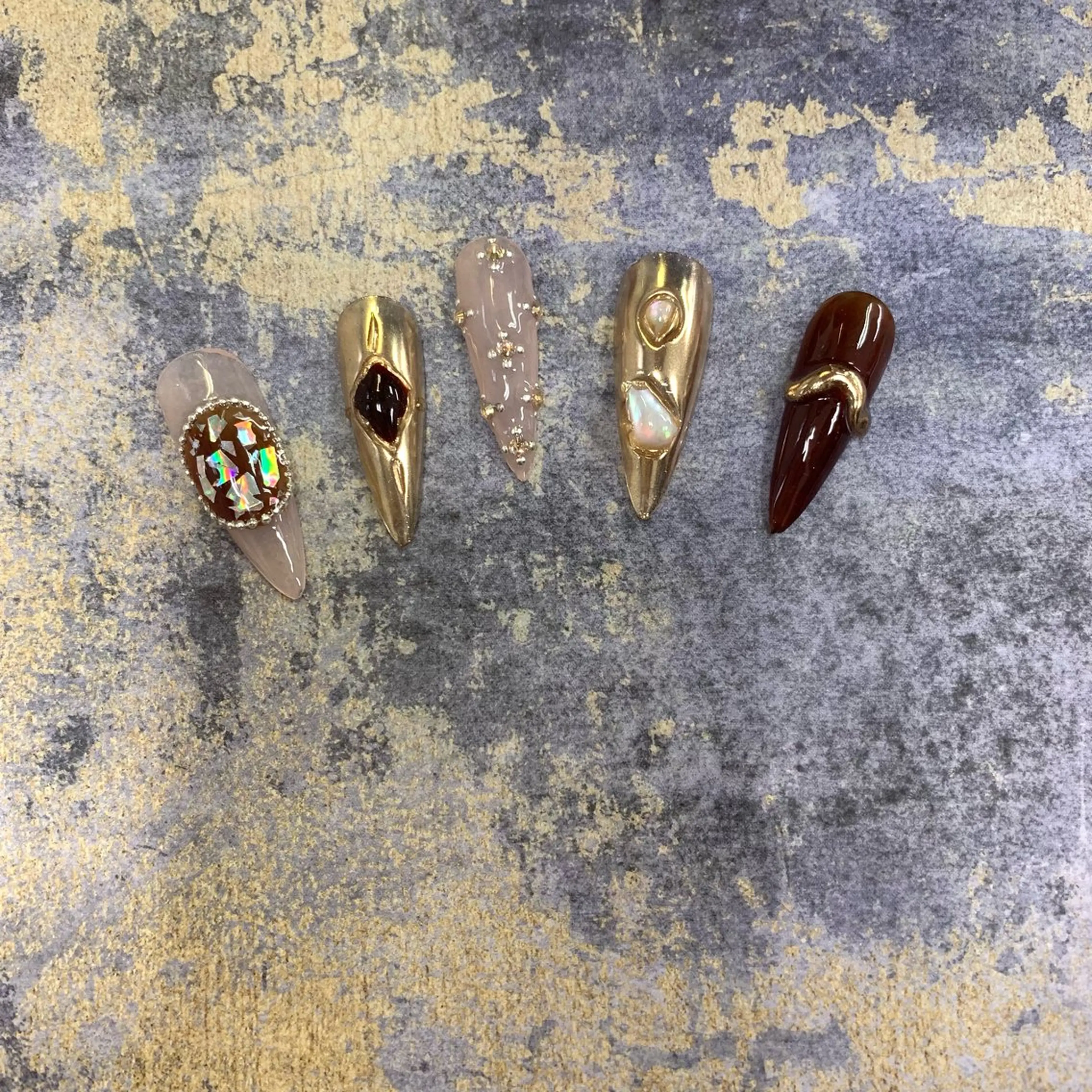 ネイル アートネイル クリアネイル フラッシュネイル フットネイル フレンチネイル インフィニティ ネイルサロンのネイルデザイン