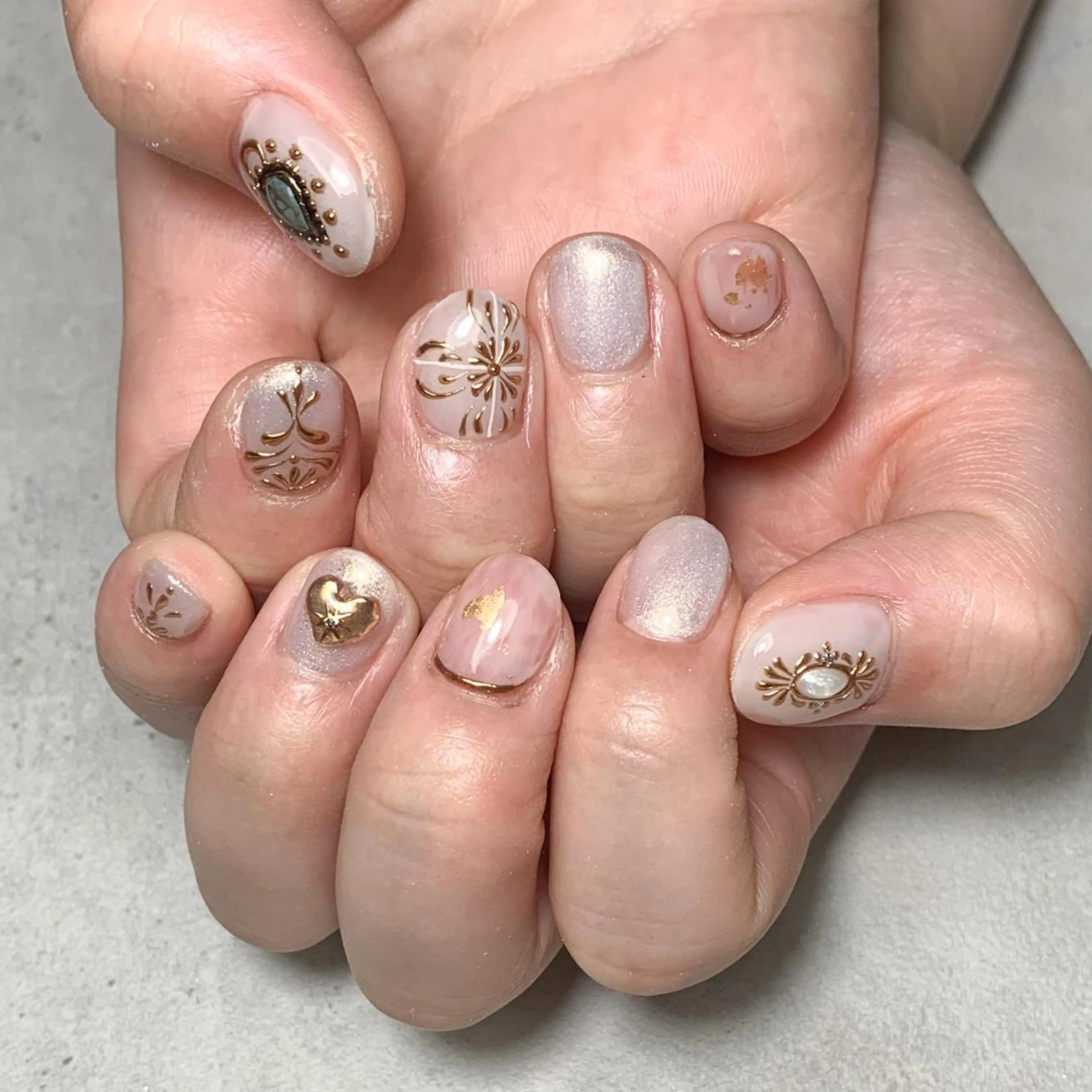 ネイル ハンドネイル FIORITURA aiのネイルデザイン