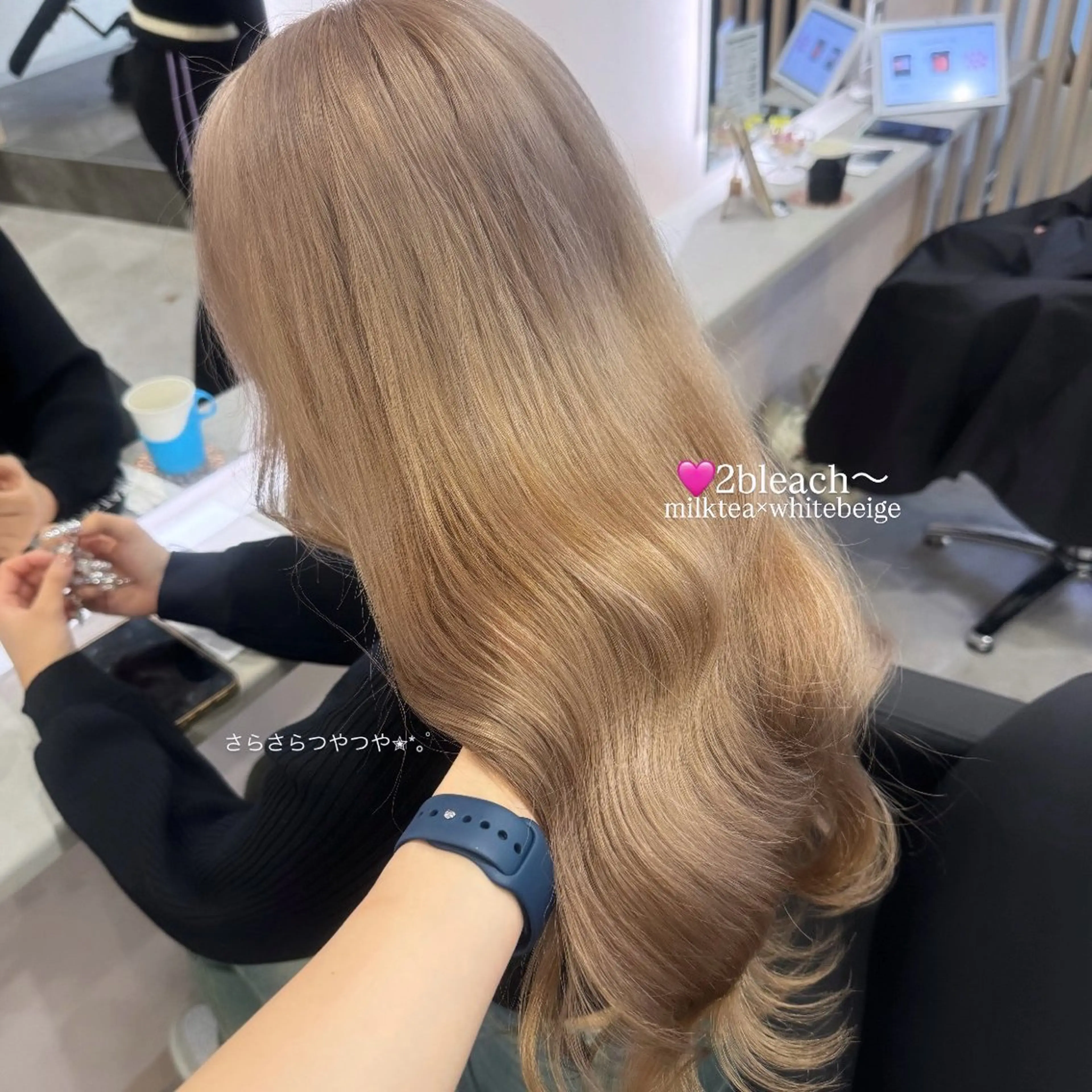 セミロング カラー ヘアアレンジ ヘアカラー 最新艶髪トレンド¦ ヘア¦miyu🐒♡のヘアスタイル