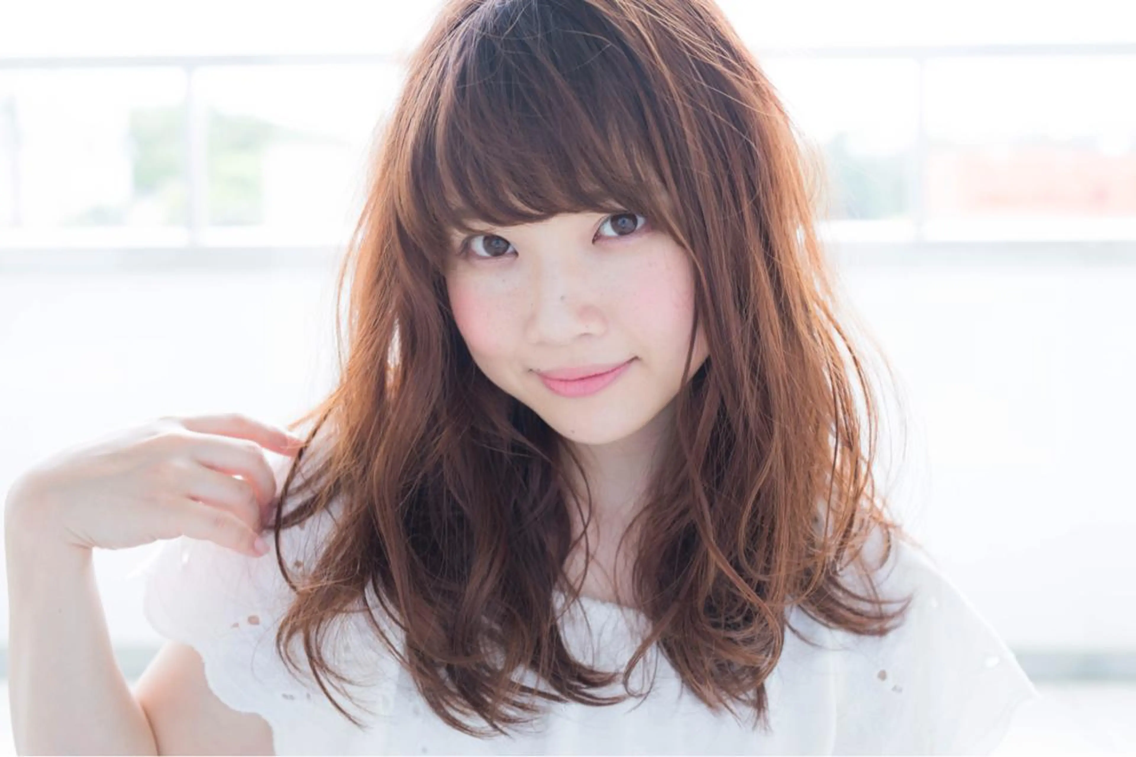 セミロング カラー 小野 和摩のヘアスタイル