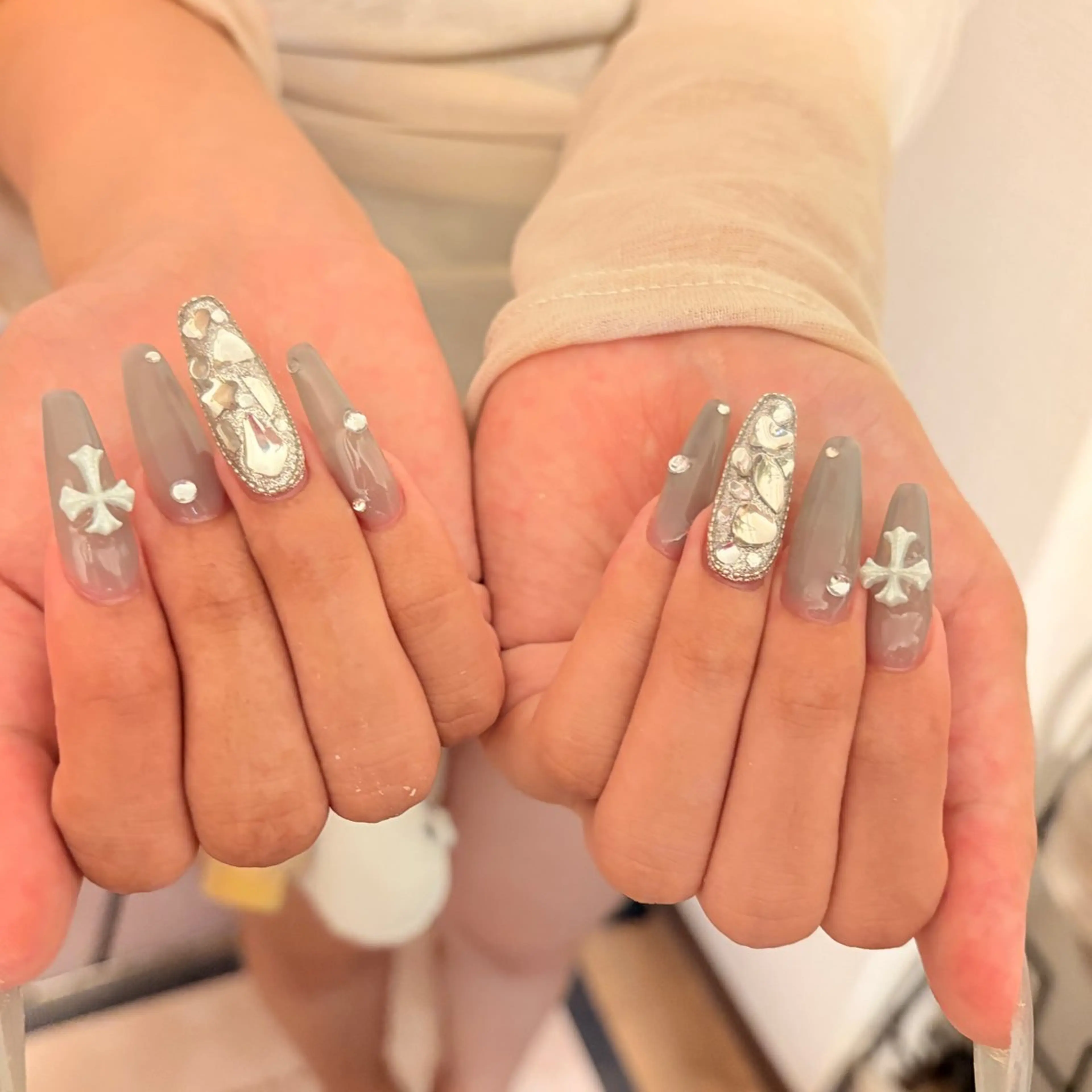 ネイル ハンドネイル Luna Gladeのネイルデザイン