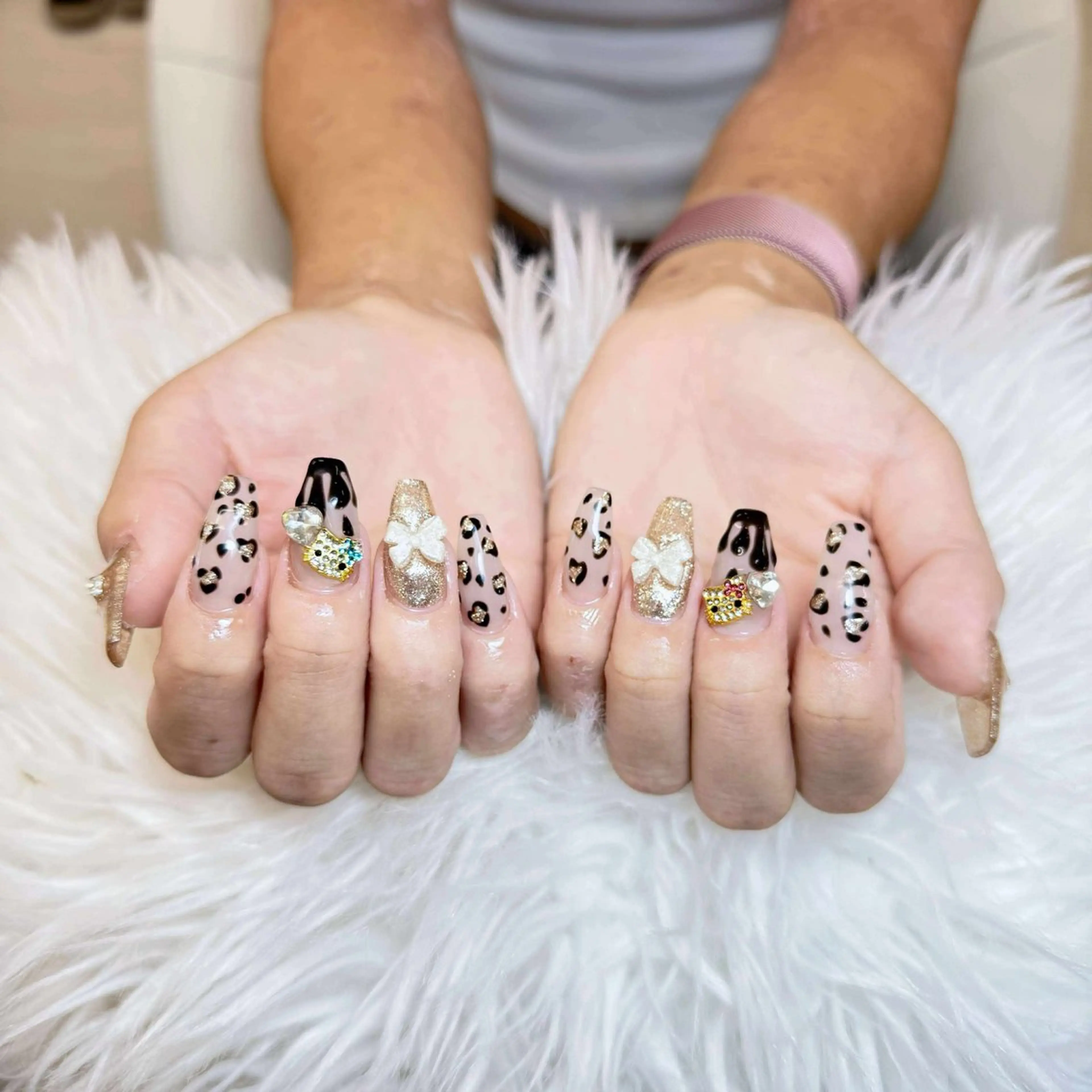 ネイル ハンドネイル ハンドケア Anh Nail 歌舞伎町のネイルデザイン