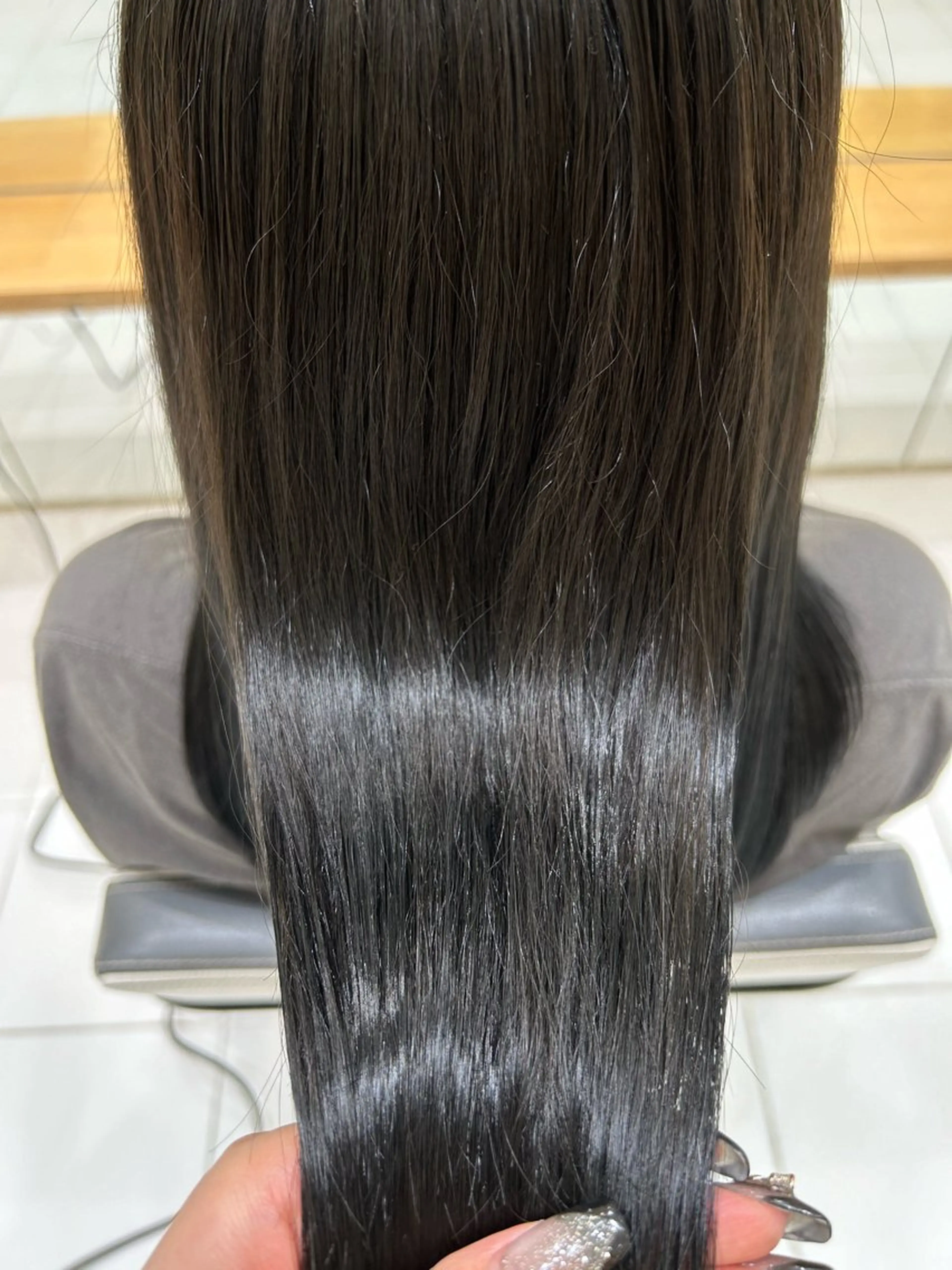 ロング トリートメント 倉科夏奈 カラー/エクステのヘアスタイル