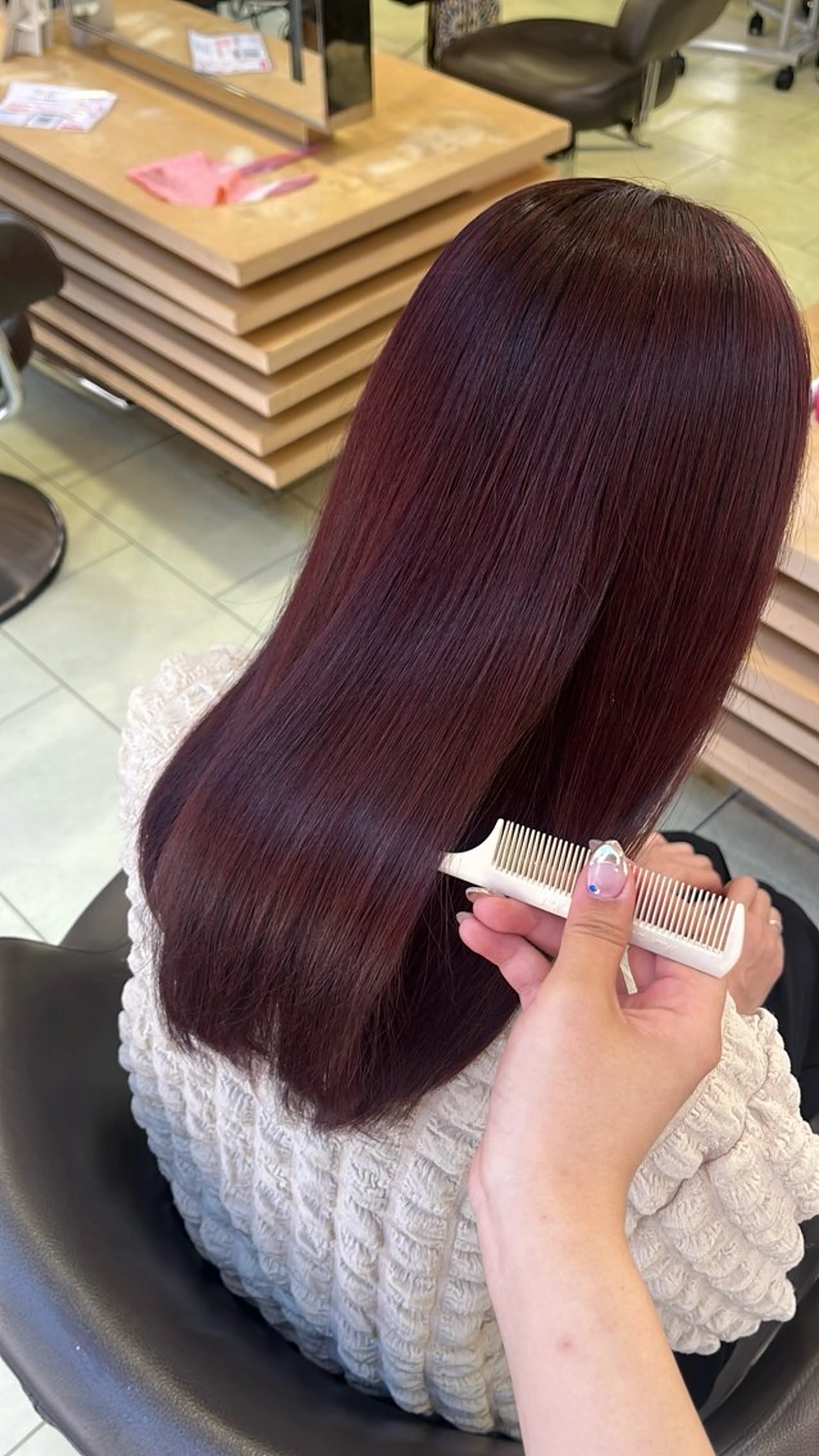 セミロング カラー ヘアカラー waka❤️✨ レイヤーボブ/エクのヘアスタイル