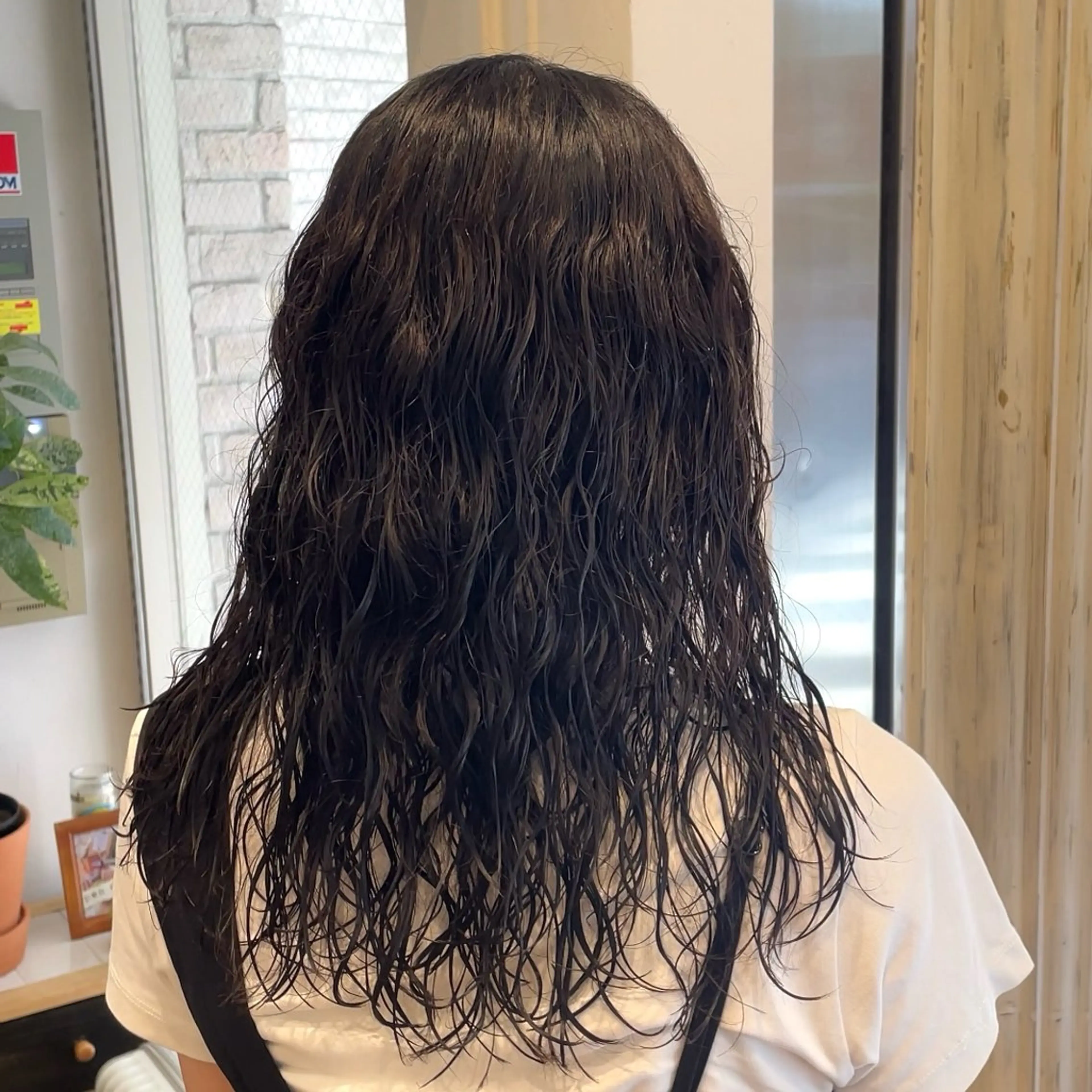 セミロング パーマ セミロングパーマ カット パーマ 横浜パーマ🌐メンズ 暖色カラーもえかのヘアスタイル