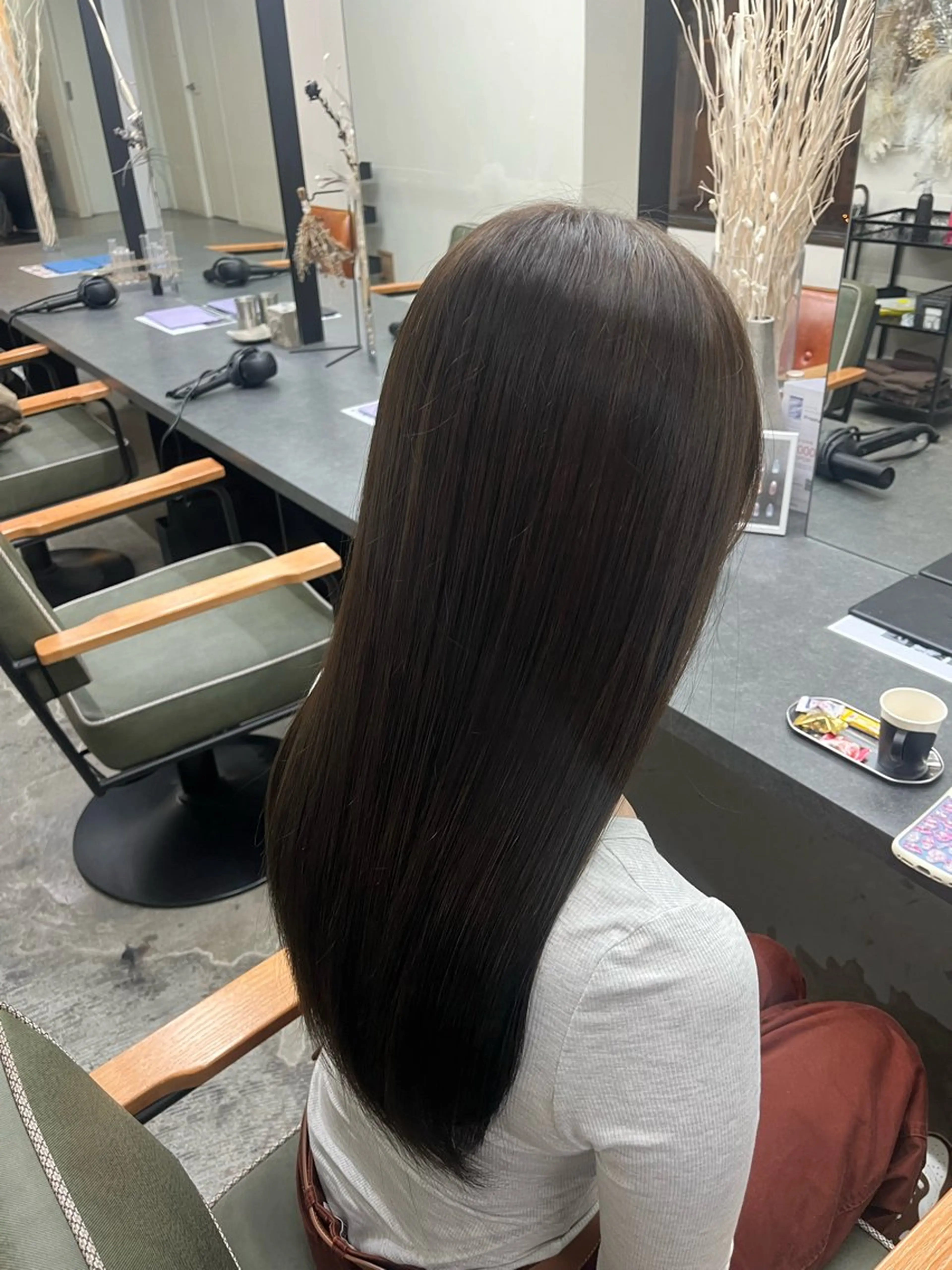 カラー nico 麻生ハナワ ミユのヘアスタイル