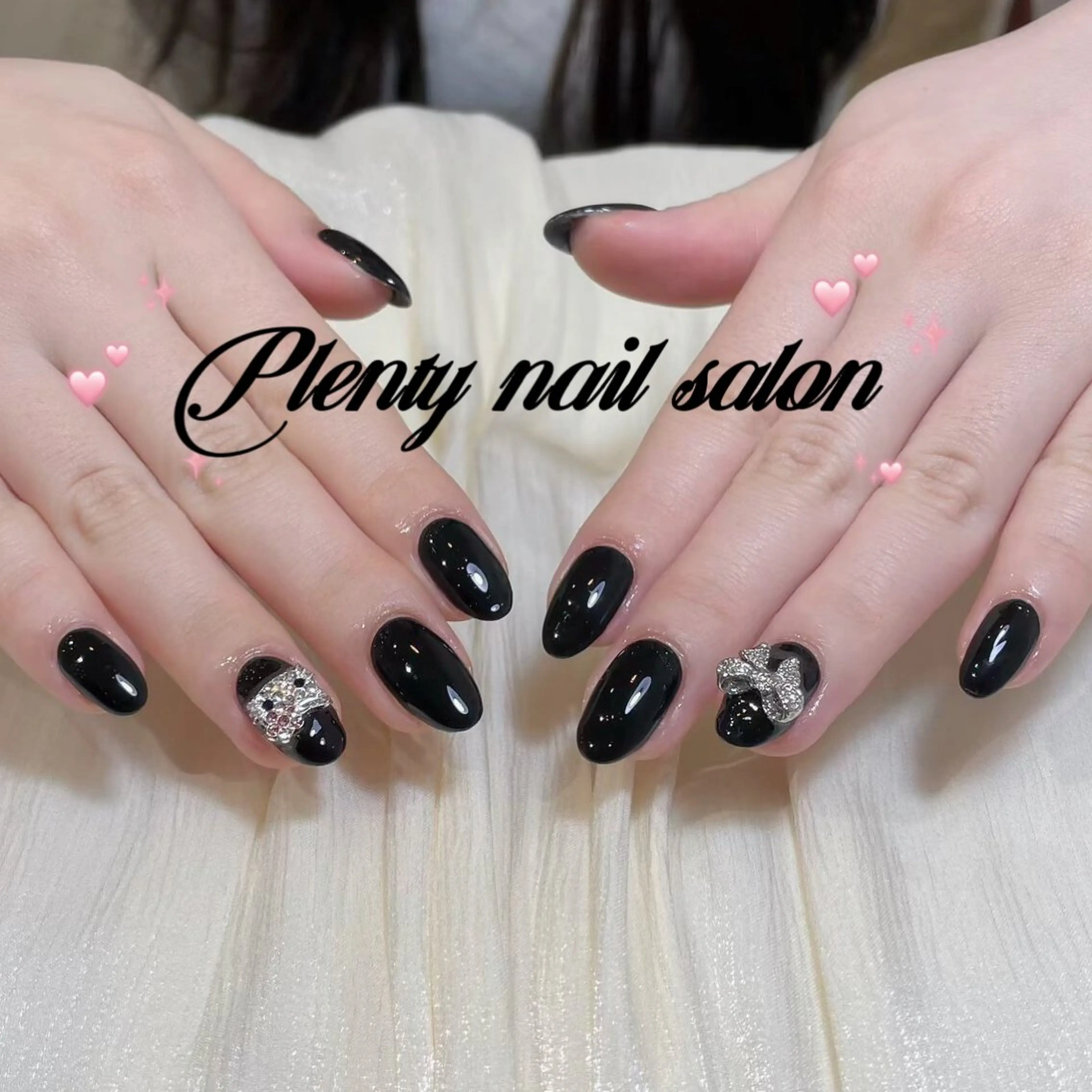 ネイル アートネイル オーロラネイル キラキラネイル 韓国ネイル マグネットネイル ハンドネイル ハンドケア Plenty 💞のネイルデザイン