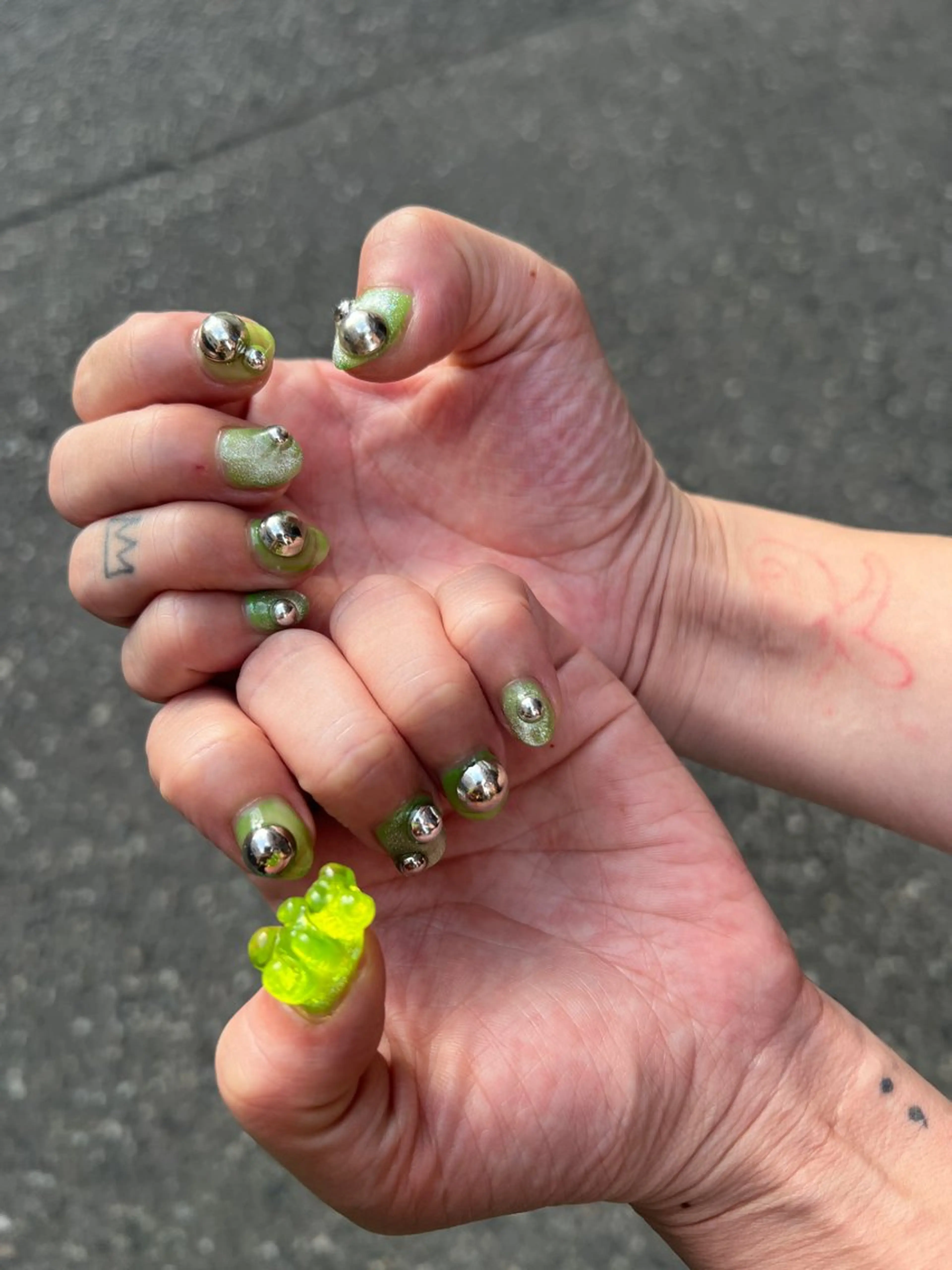 ネイル ハンドネイル 小宇宙所属・小宇宙 近鉄今里徒歩5分🧬のネイルデザイン