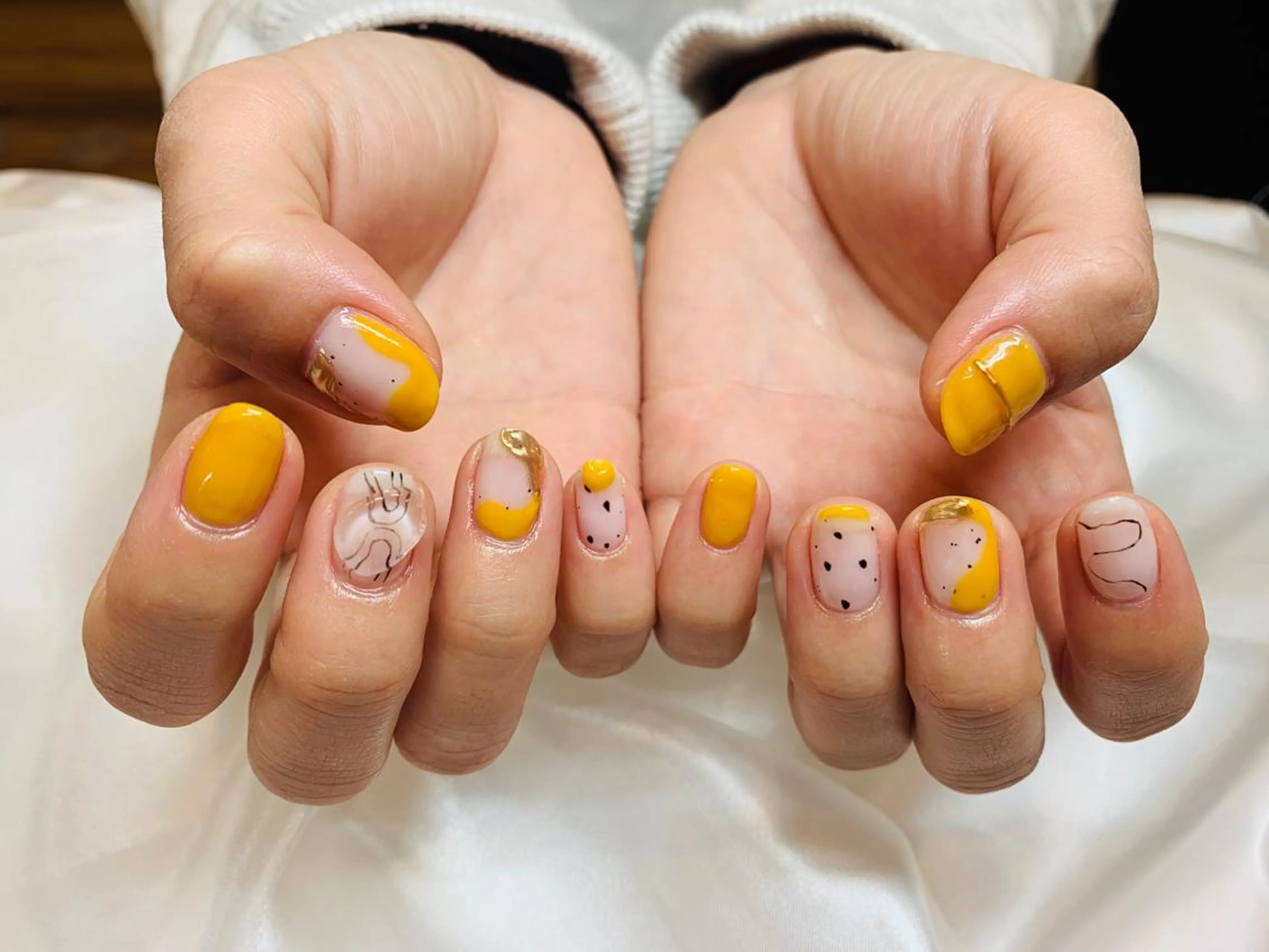 ネイル Ui_Amor (パラジェル)のネイルデザイン