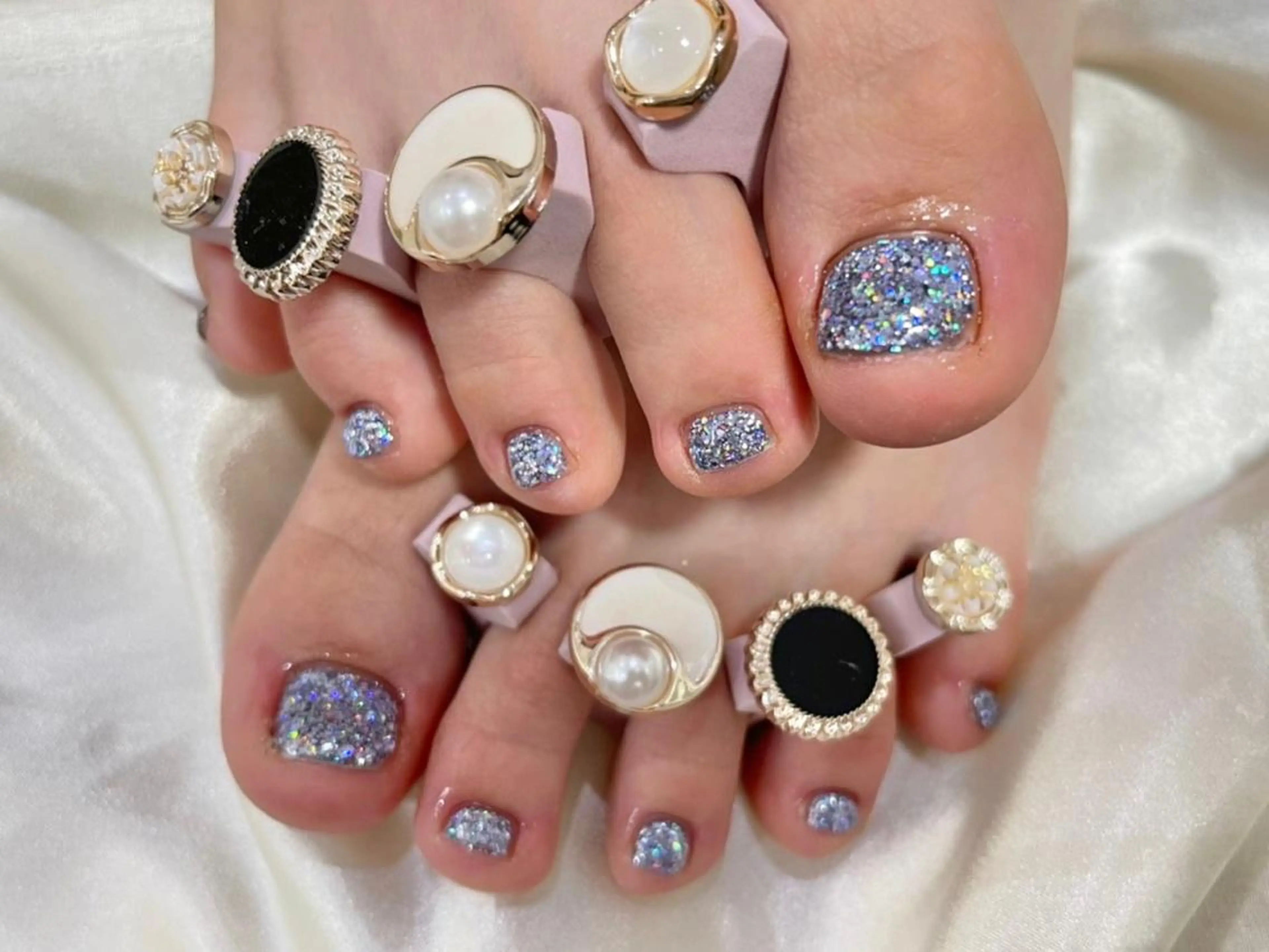 ネイル マツエク・マツパ アイブロウ 韓国風マツエク パリジェンヌラッシュリフト まつげパーマ 長さ出し フットネイル フットネイル Nail&eye Belire 新宿のネイルデザイン