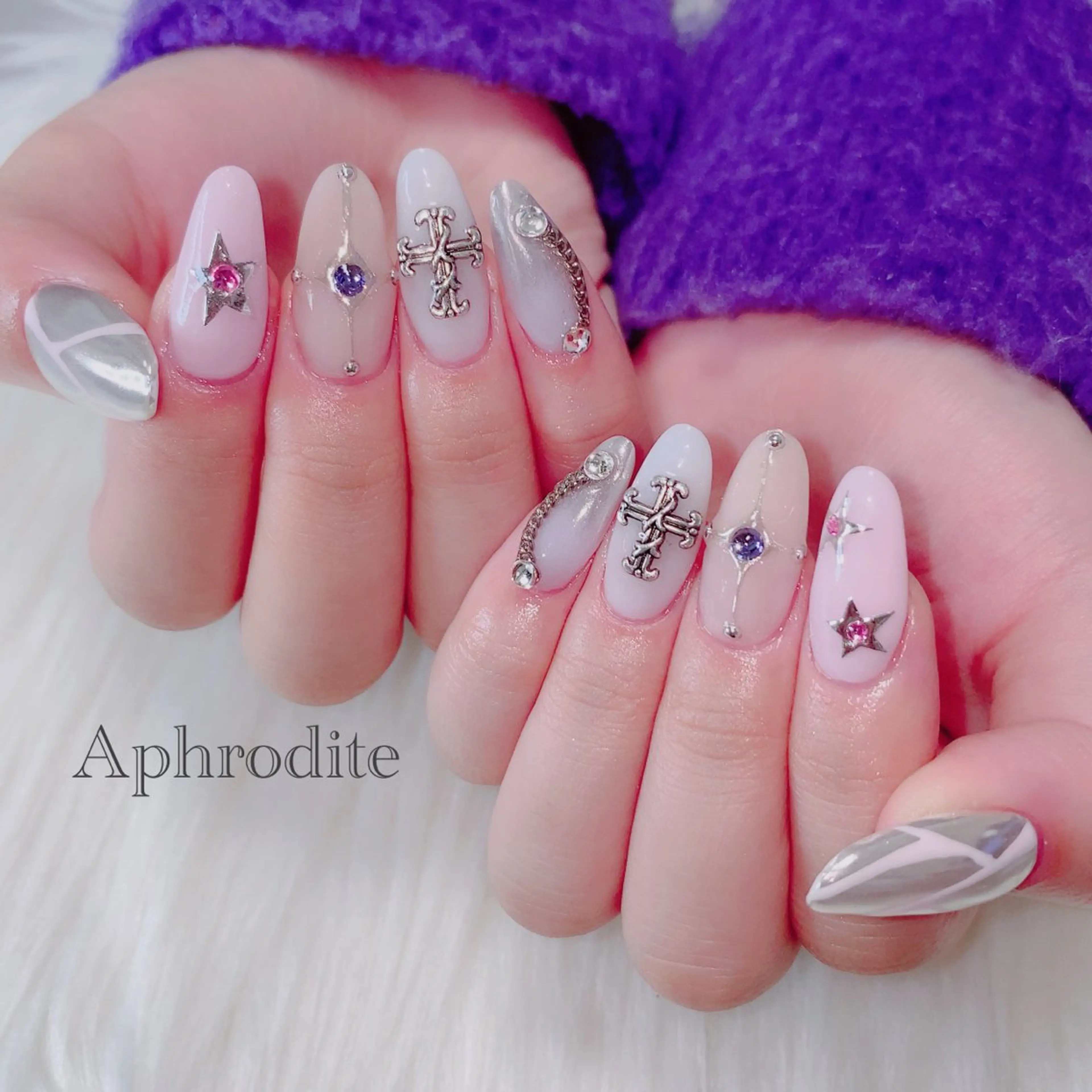 ネイル Aphrodite パラジェル認定サロンのネイルデザイン