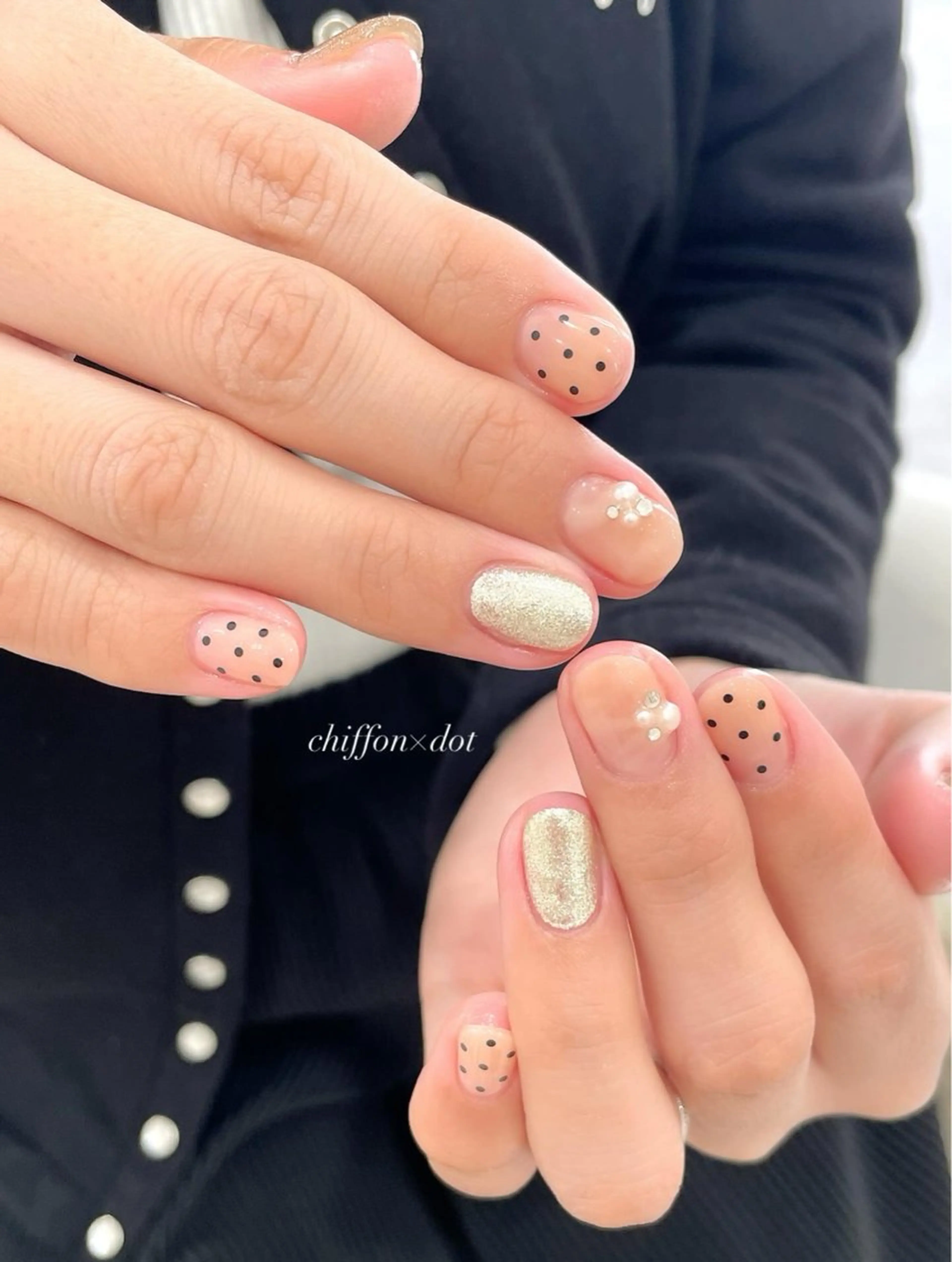 ネイル ブラウン ドット フラッシュネイル soi.所属・f. harukaのネイルデザイン