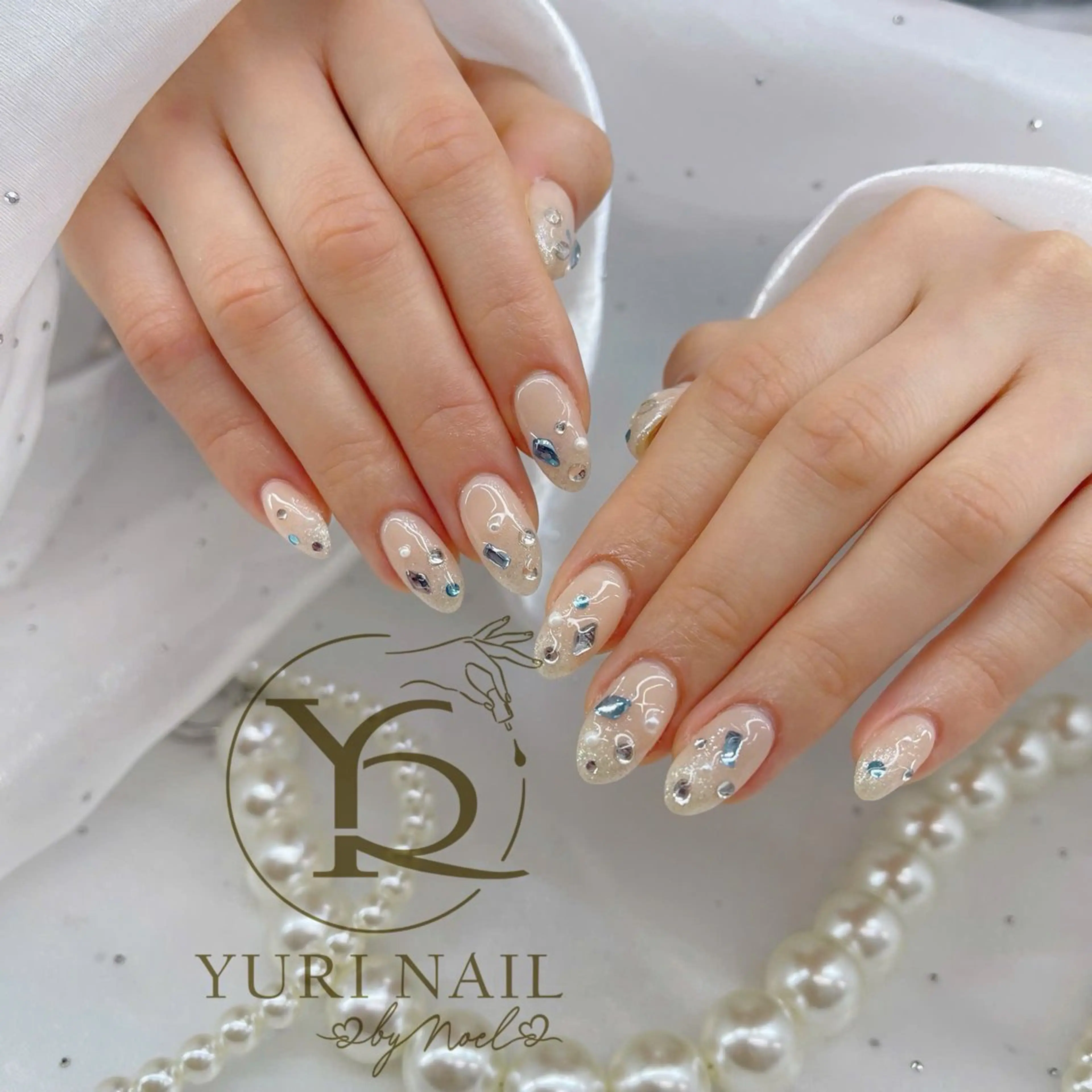 ネイル ハンドネイル フットネイル ハンドケア YURI Nail NARITAのネイルデザイン