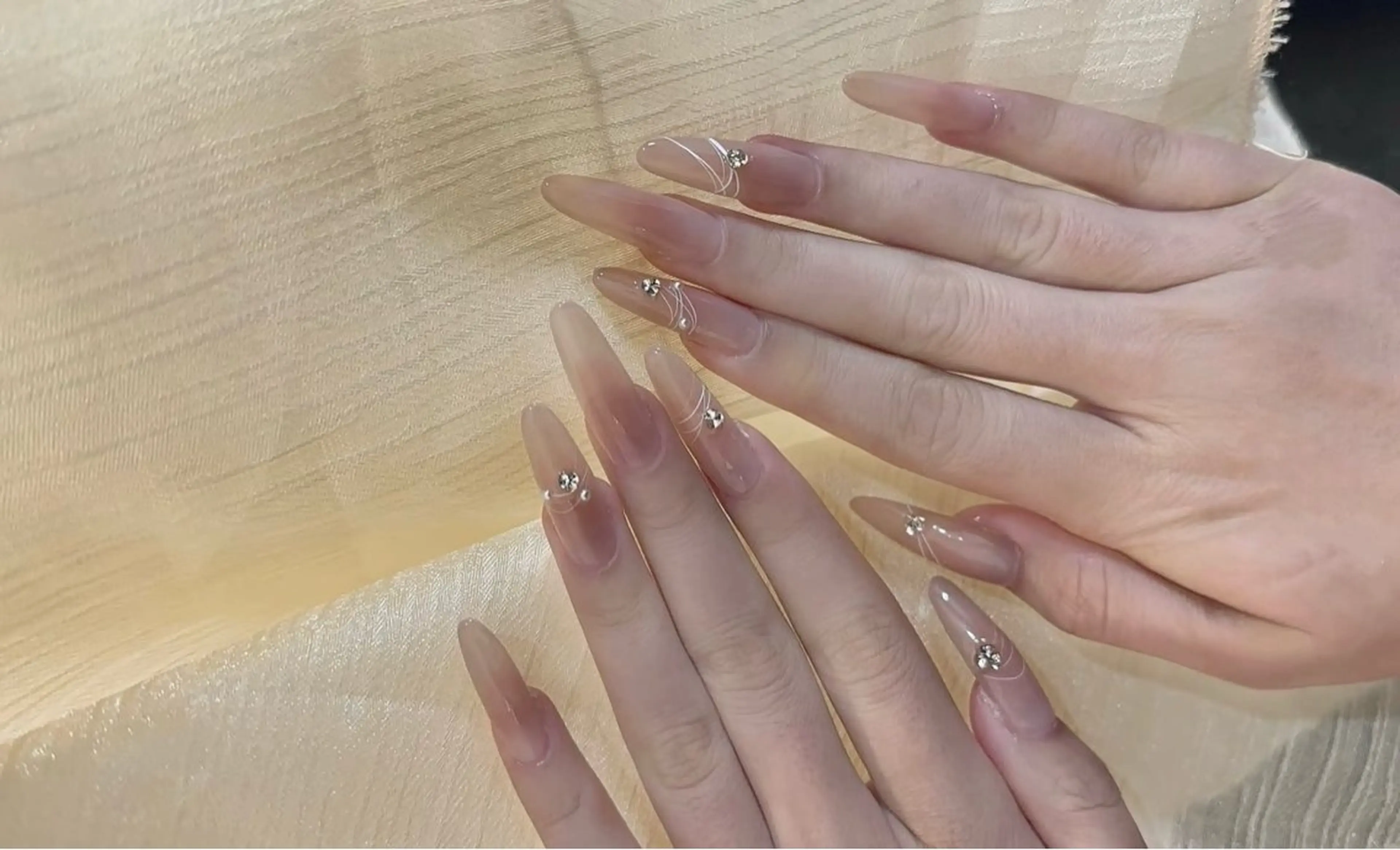 ロング Kurehashi Yui🧸のネイルデザイン