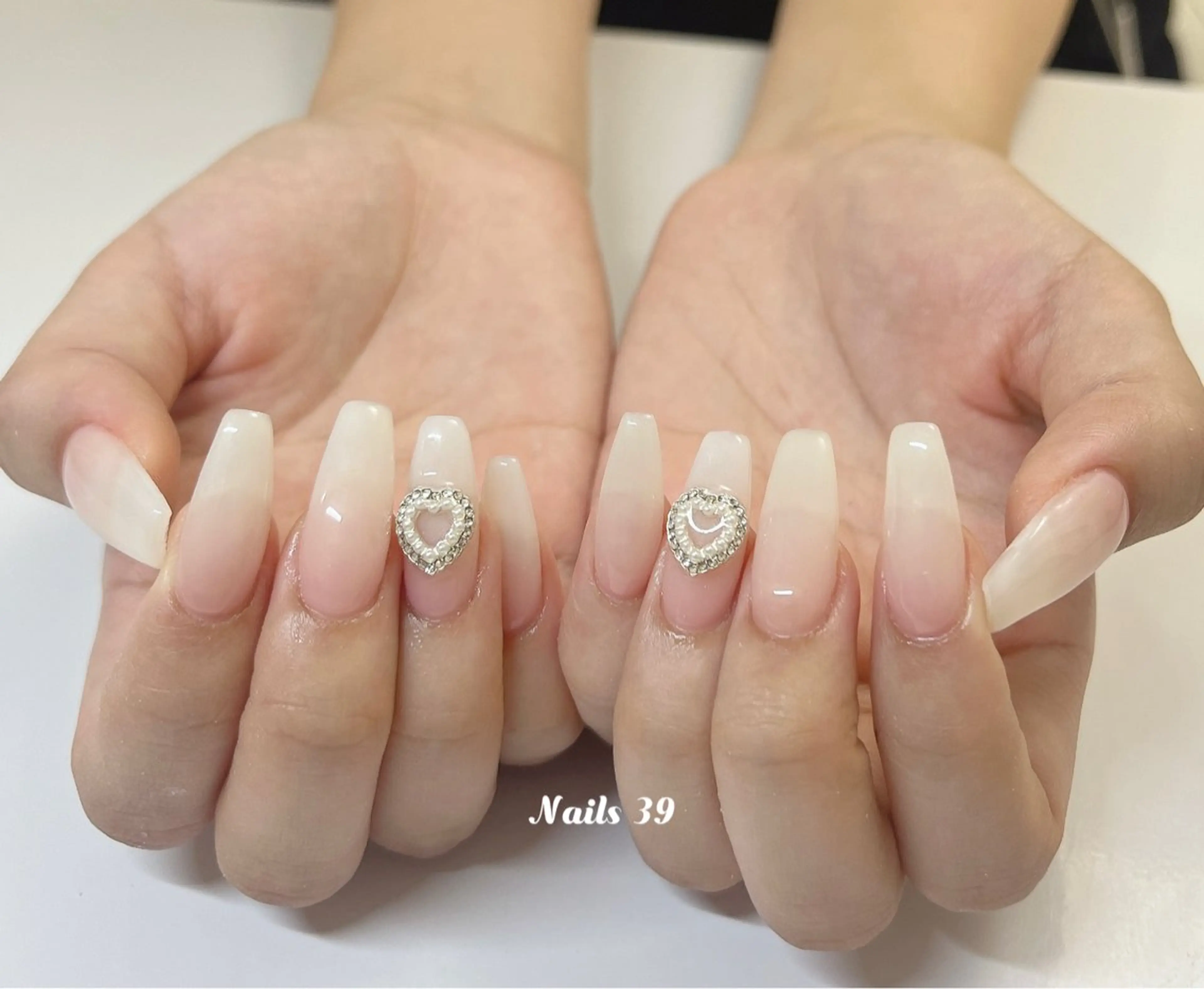 ネイル ハンドネイル ハンドケア Nails 39のネイルデザイン