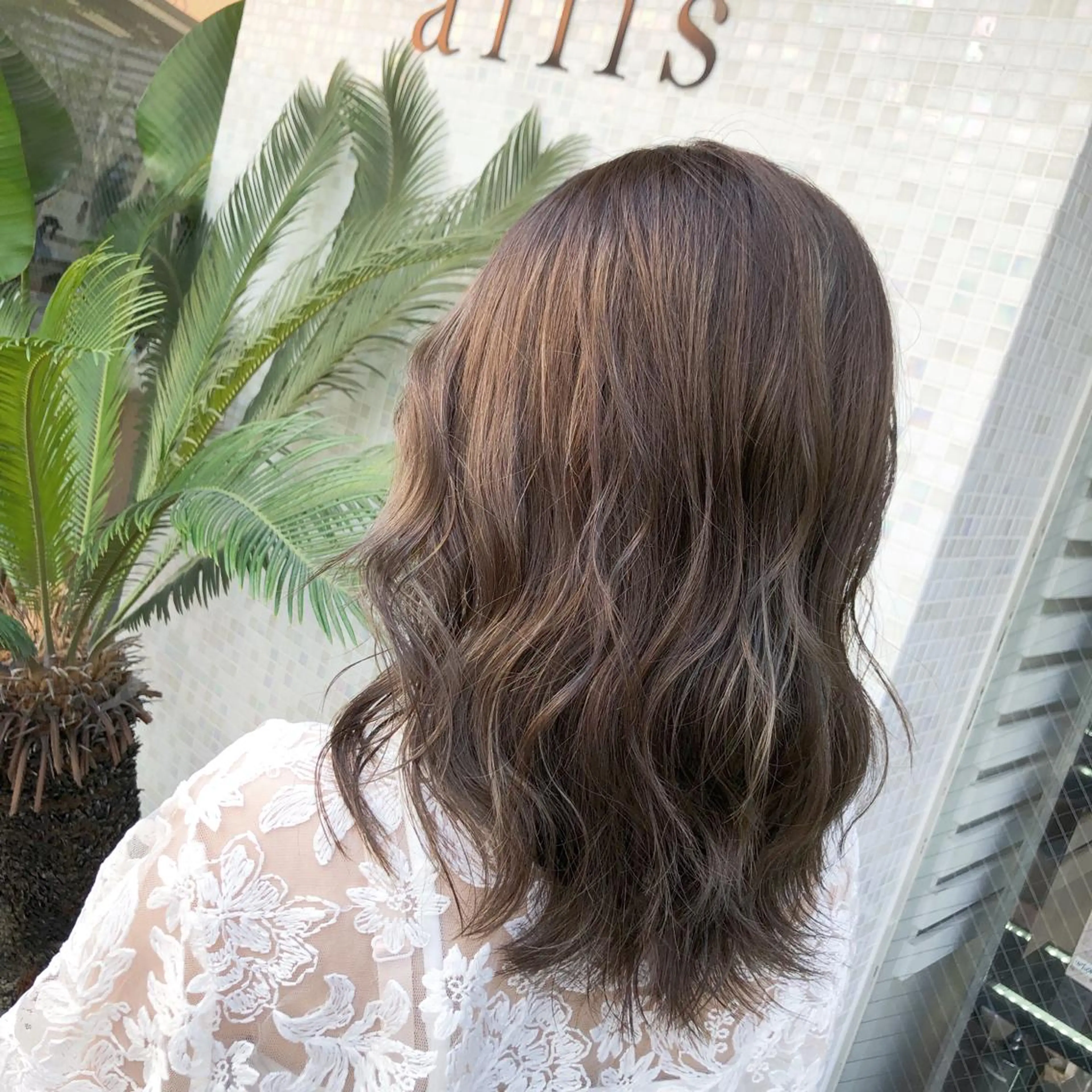ミディアム カラー ヘアアレンジ アッシュ ミルクティーアッシュ サービス満足度 No1👑植田愛夕のヘアスタイル