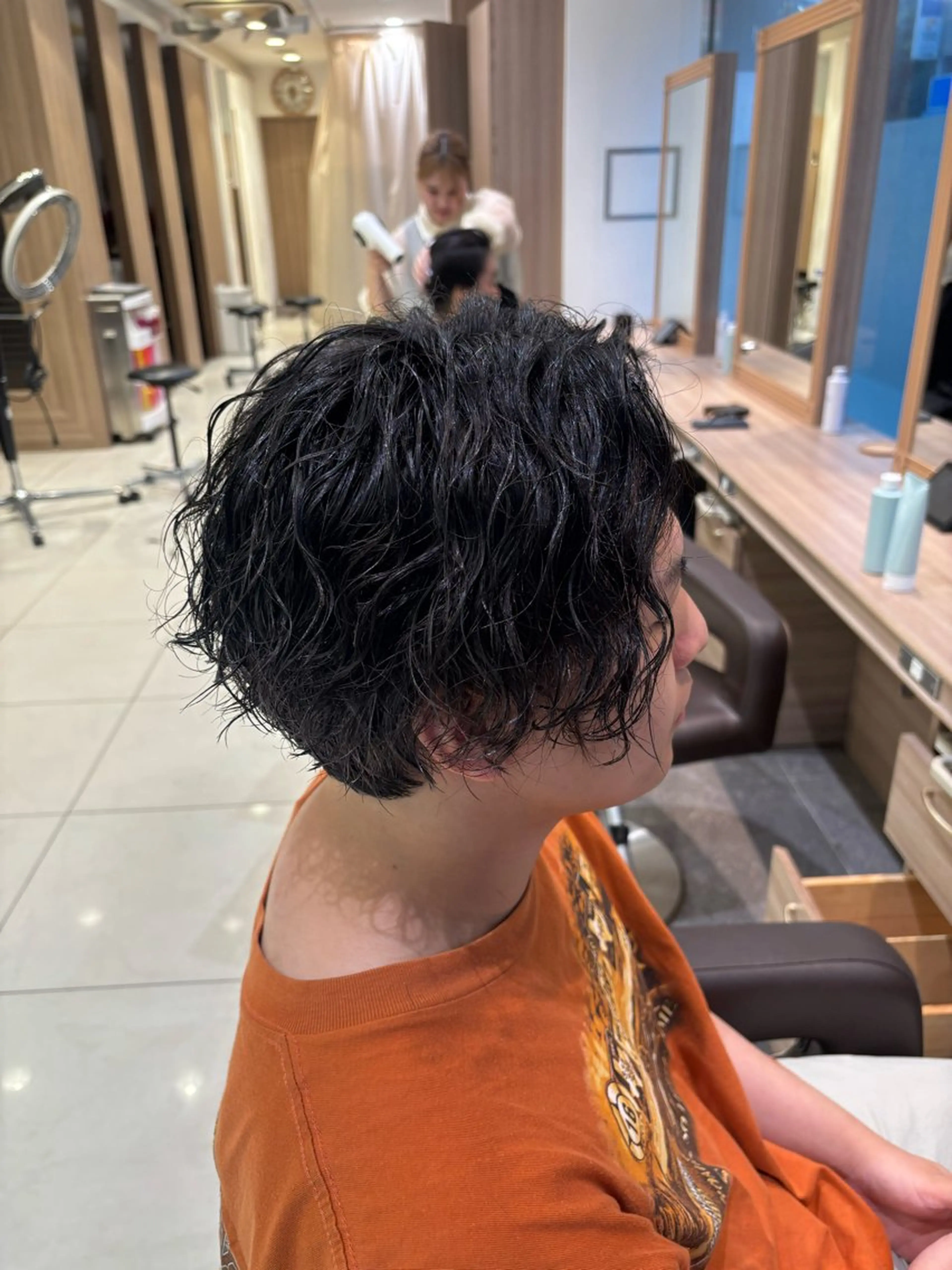 パーマ メンズ メンズパーマ メンズツイストパーマ ツイストパーマ カット パーマ ブリーチ/パーマ 縮毛/レイヤーaoiのヘアスタイル