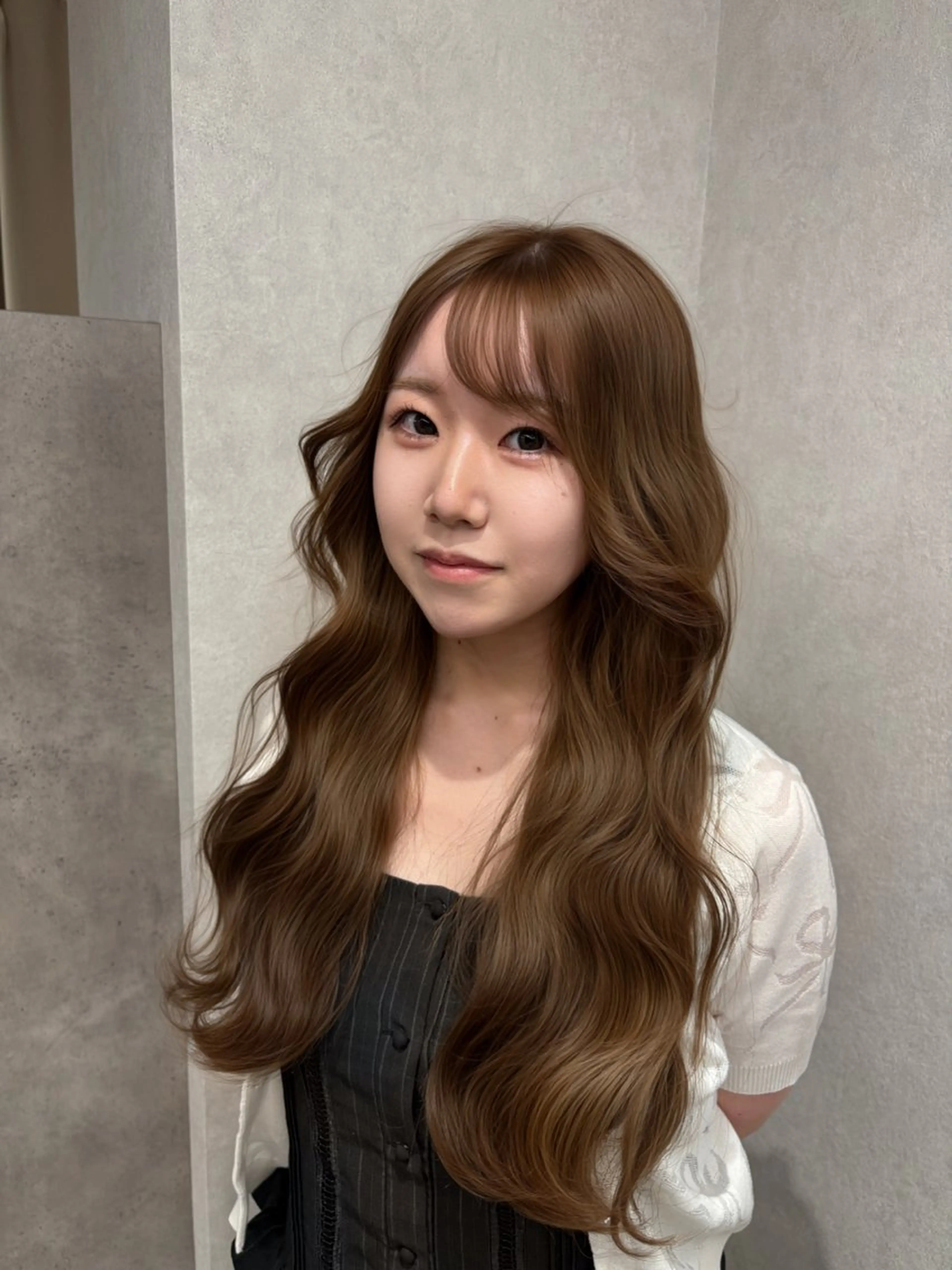 セミロング 艶カラー／縮毛矯正 ／kana‎🤍のヘアスタイル