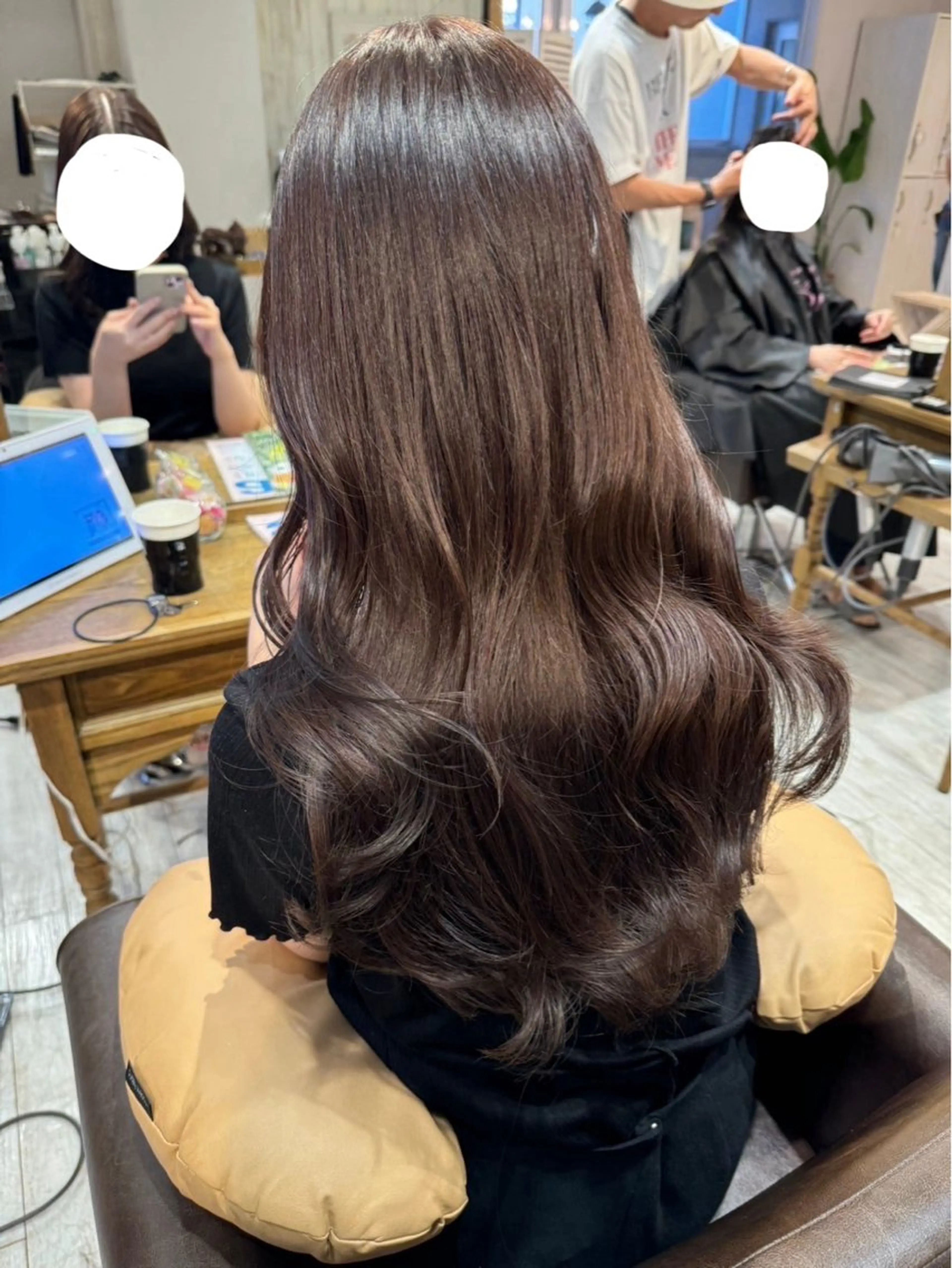 ロング カラー ブラウンカラー チョコレートブラウン トリートメント ヘアカラー トリートメント 杉浦 悠月のヘアスタイル