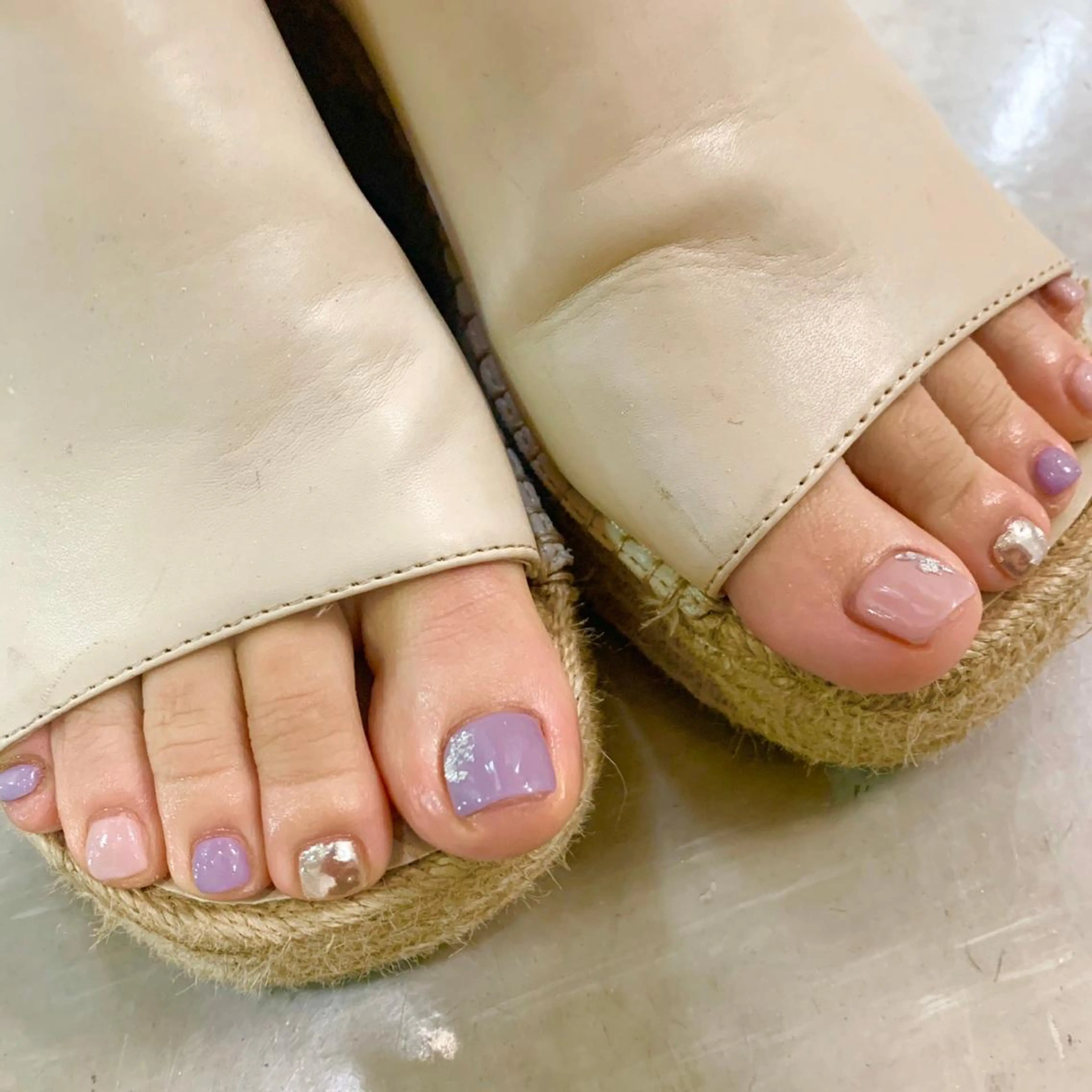 ネイル ニュアンスネイル フットネイル nail salon mieux(ミュー)のマツエク・マツパデザイン
