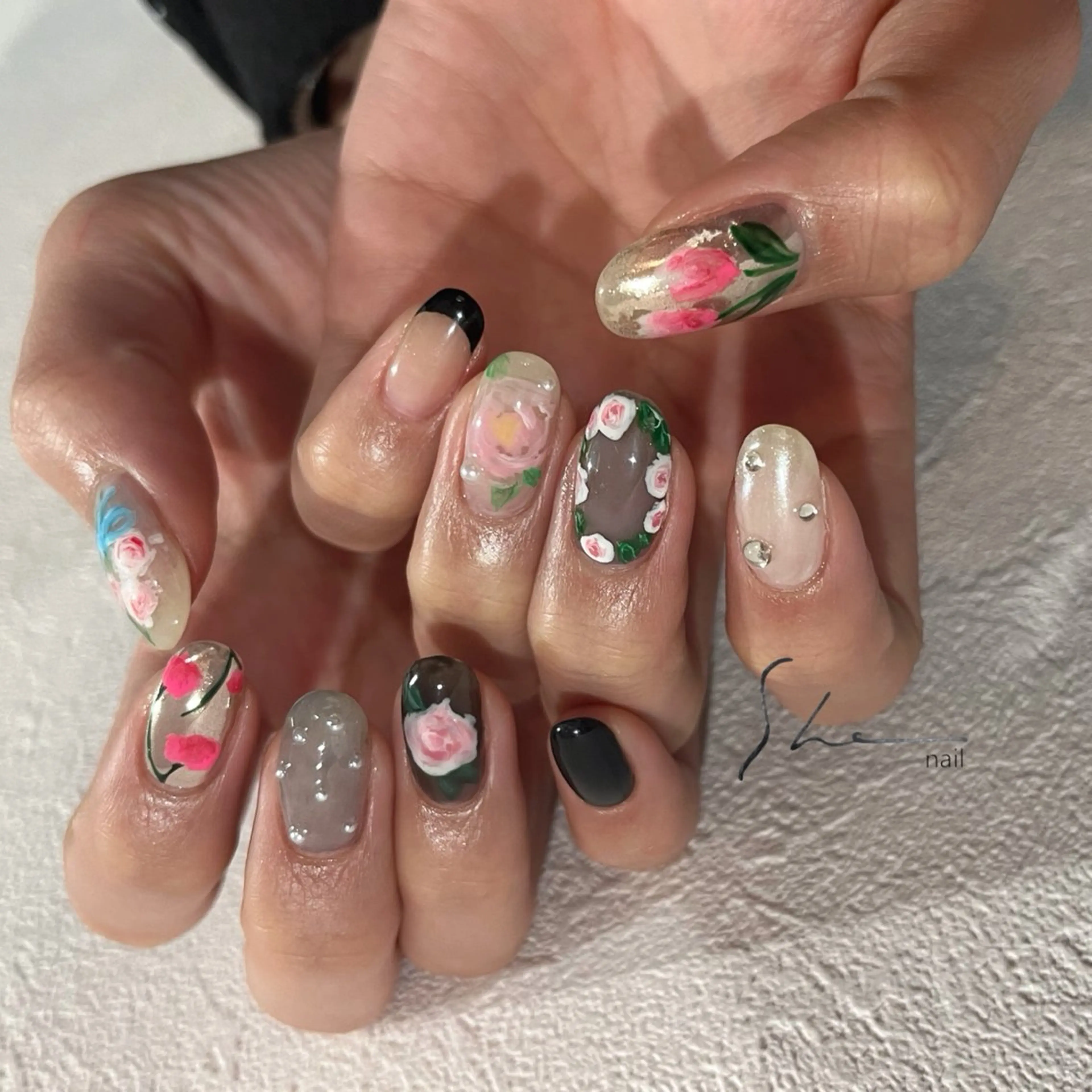 ネイル ハンドネイル SHE所属・SHE adusaのネイルデザイン