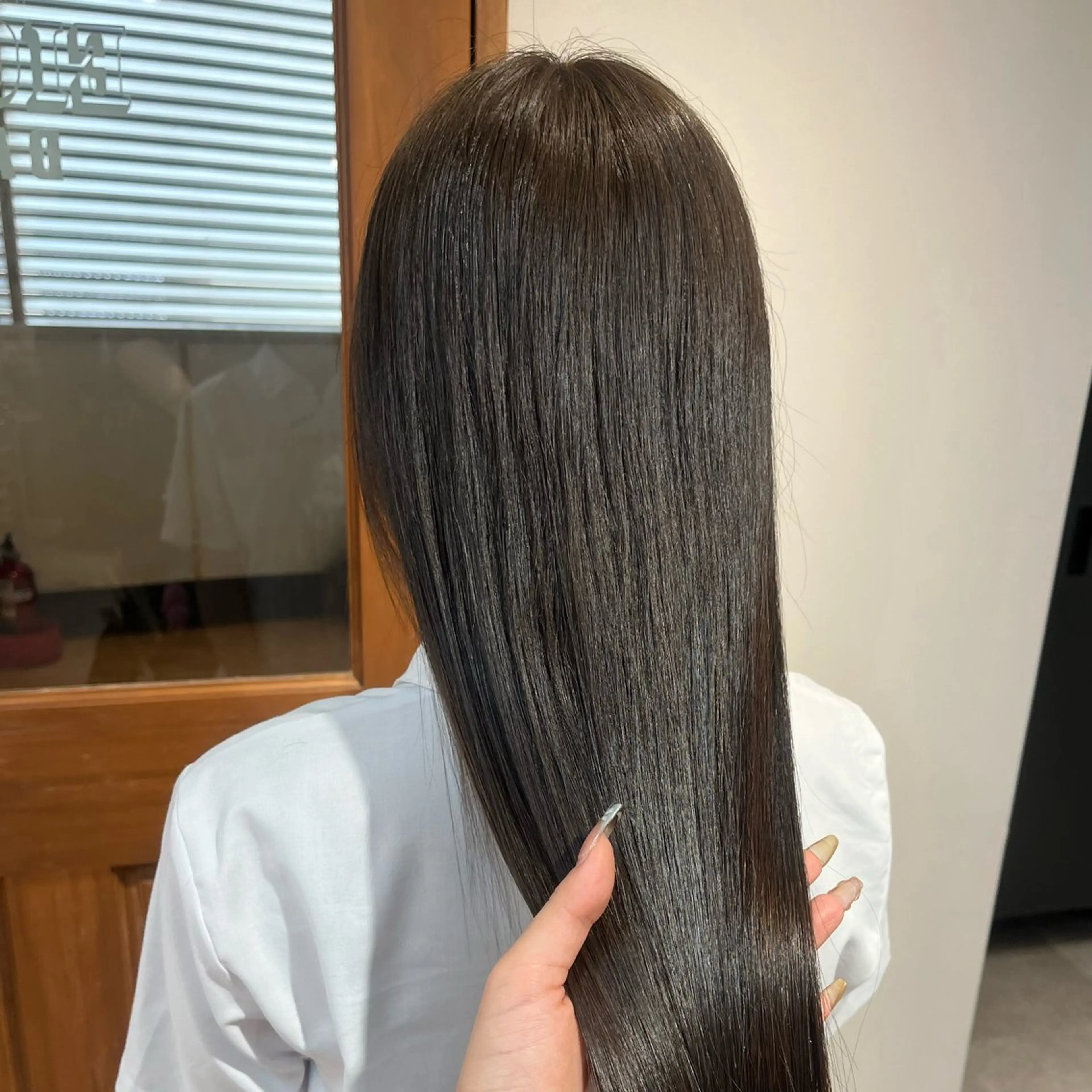 【🪽縮毛矯正+ケアトリートメント☔️】(カット無料)の写真