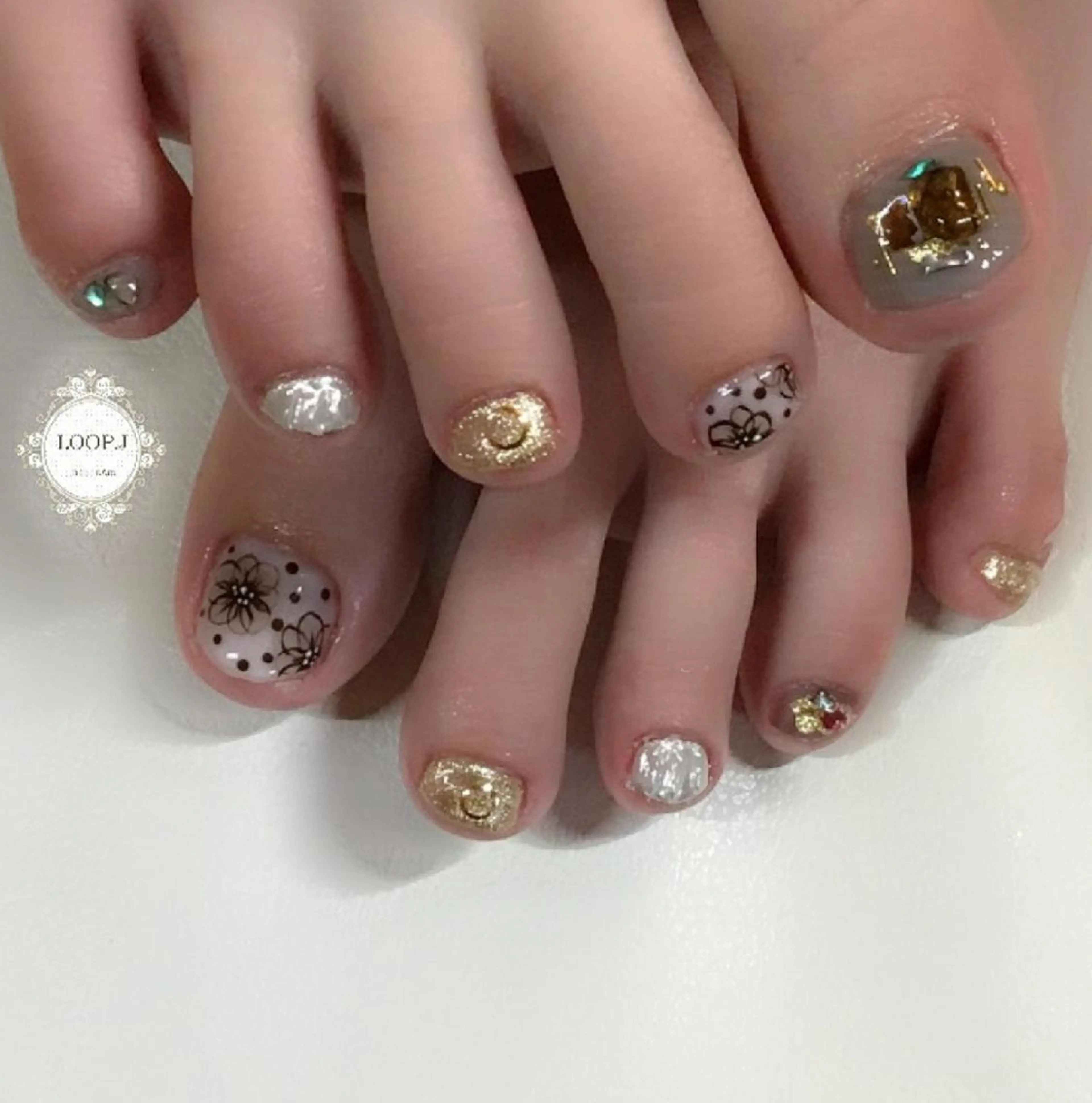 ネイル おおくぼ めぐみのネイルデザイン