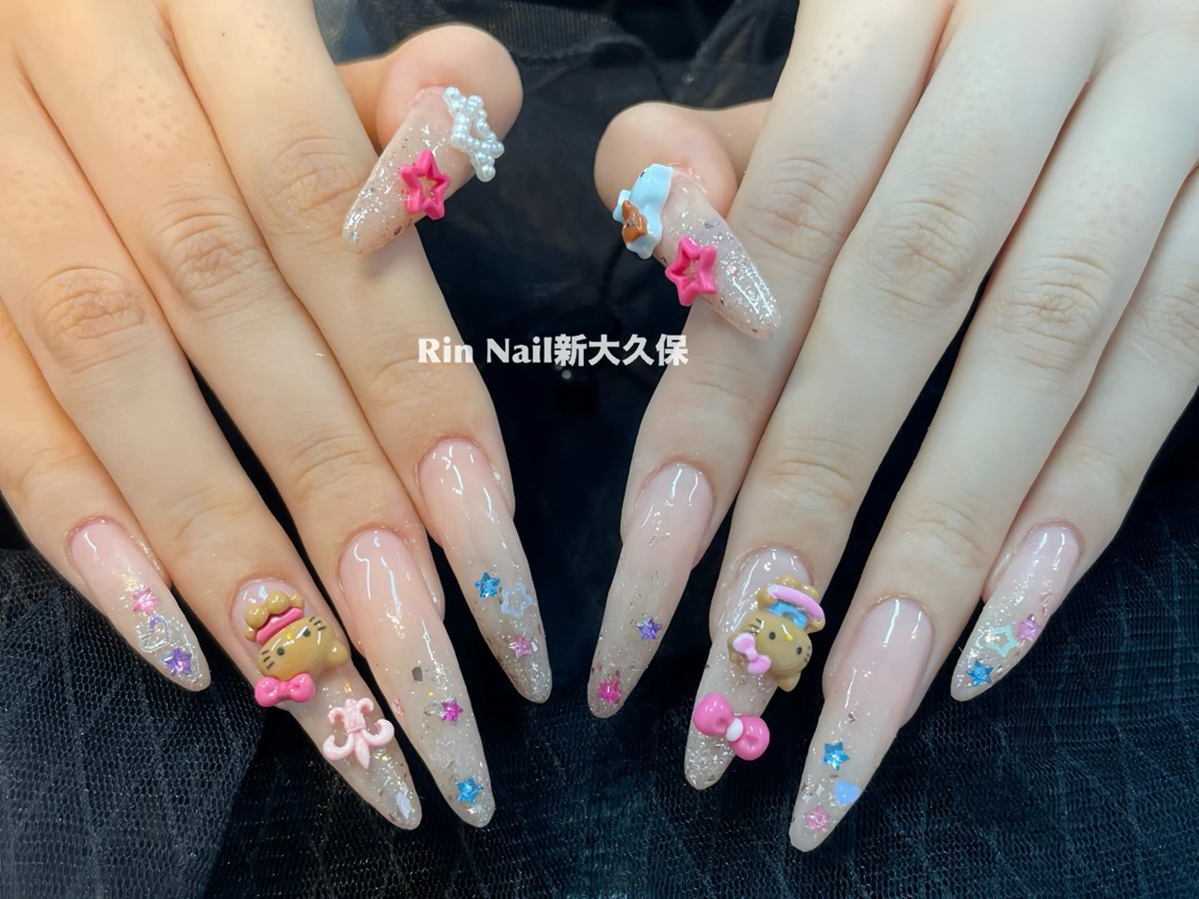 ネイル チークネイル ハート ホログラムネイル ミラーネイル ニュアンスネイル Rin Nail 新大久保店のネイルデザイン