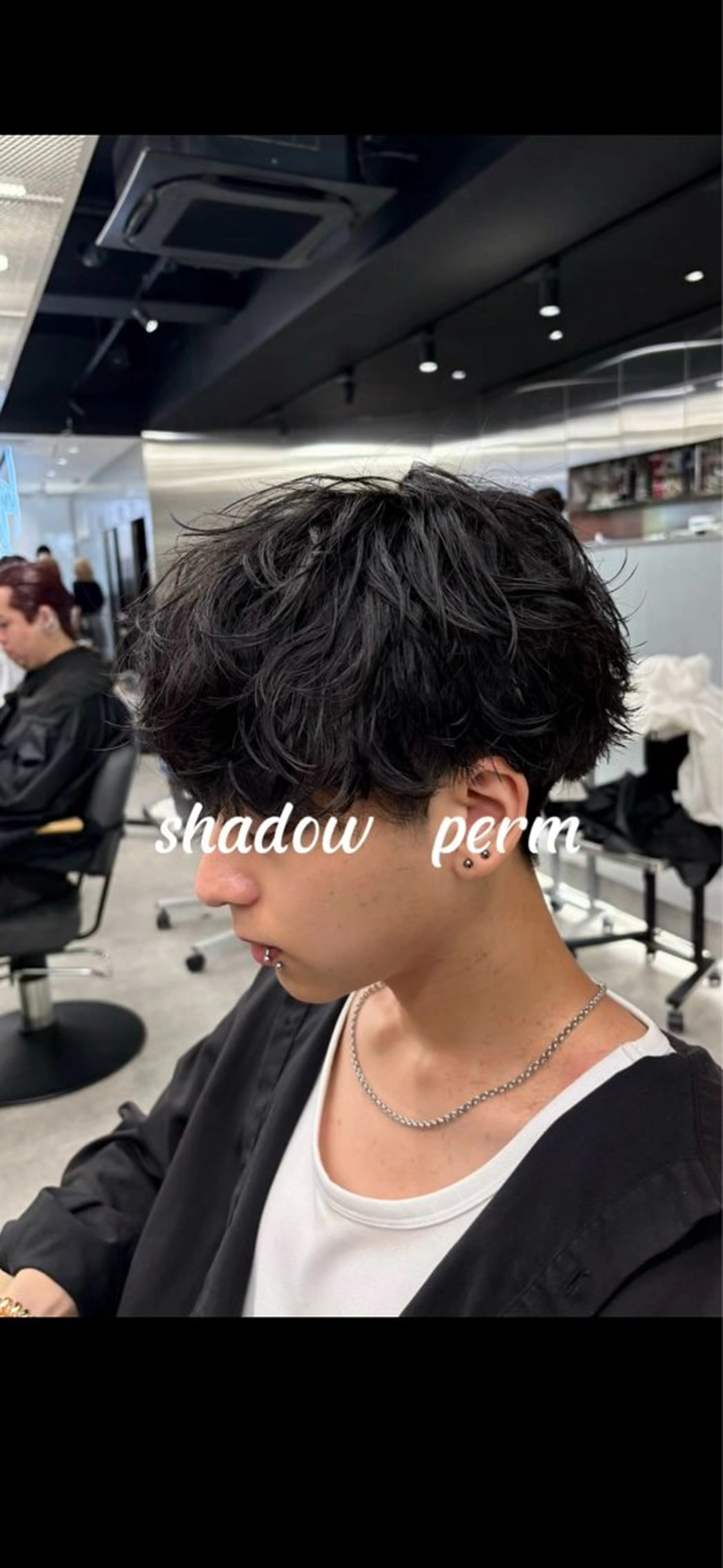 ショート パーマ メンズ メンズパーマ プードルパーマ 学生（メンズ向け） スパイキーショート 波巻きパーマ カット パーマ シャドウパーマ/ ルーズパーマ/メンズのヘアスタイル