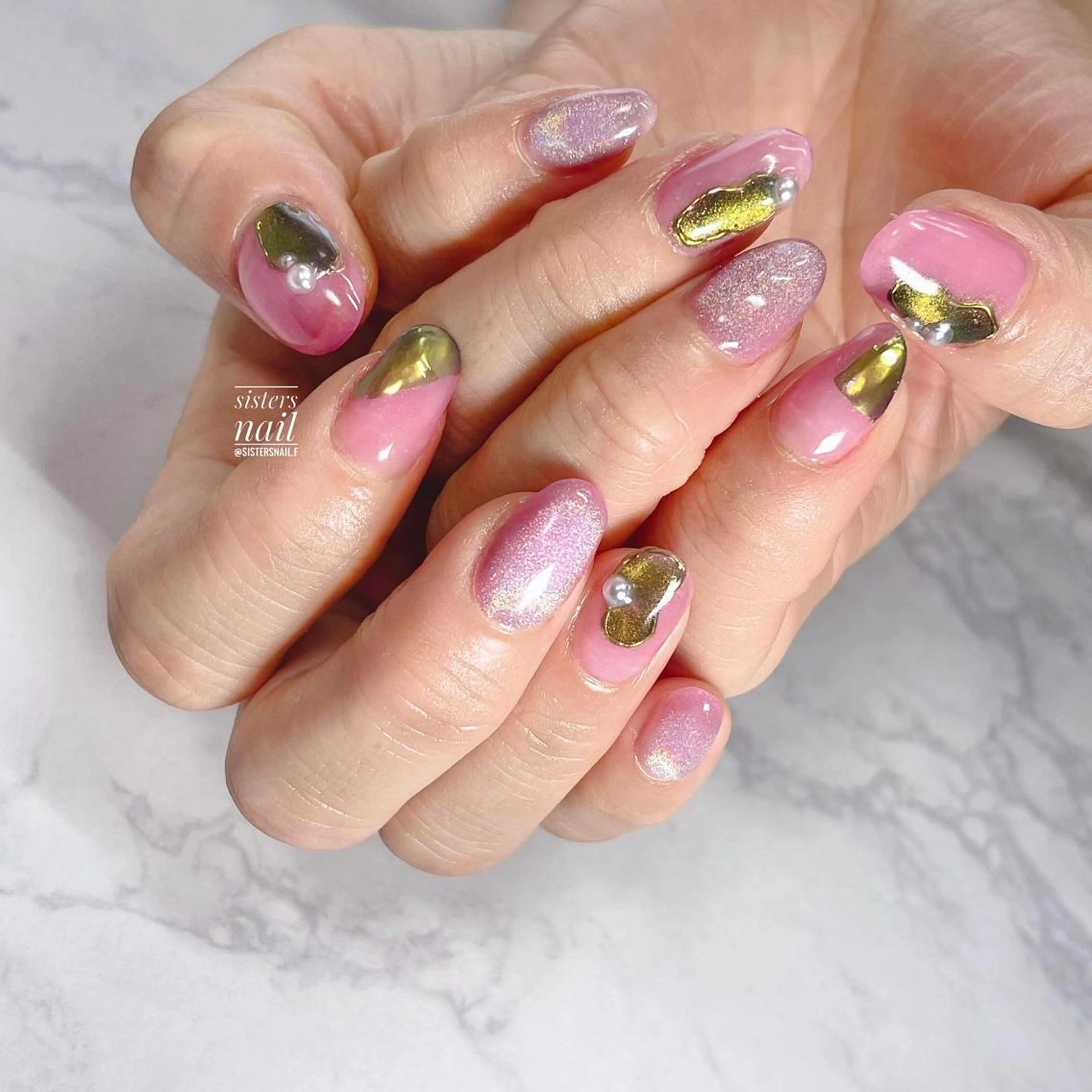 ネイル アートネイル キラキラネイル マグネットネイル ミラーネイル ニュアンスネイル sisters nail.fのネイルデザイン