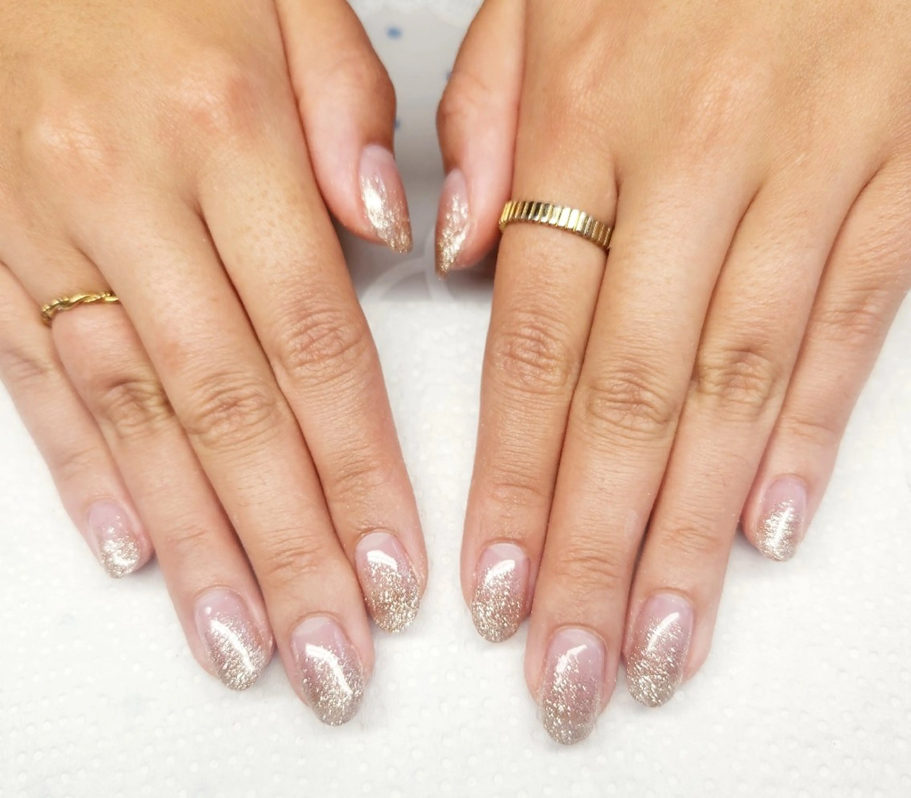 ネイル 長さ出し ジェルネイル グラデーション ラメ(グリッター) ラメグラデーション スマイルニコ Aiのネイルデザイン