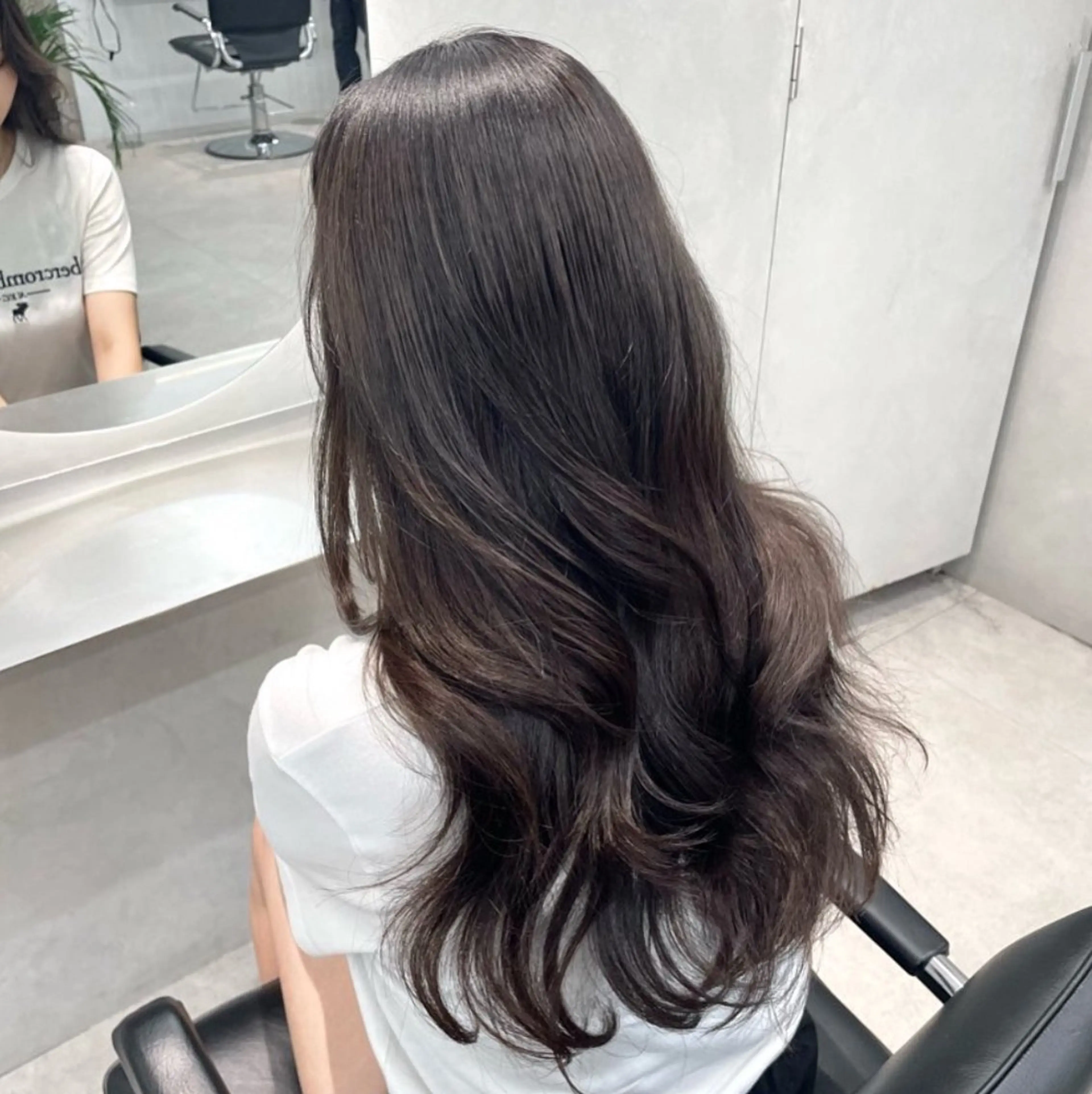 ロング ヘアカラー sera 🎀ベージュのヘアスタイル