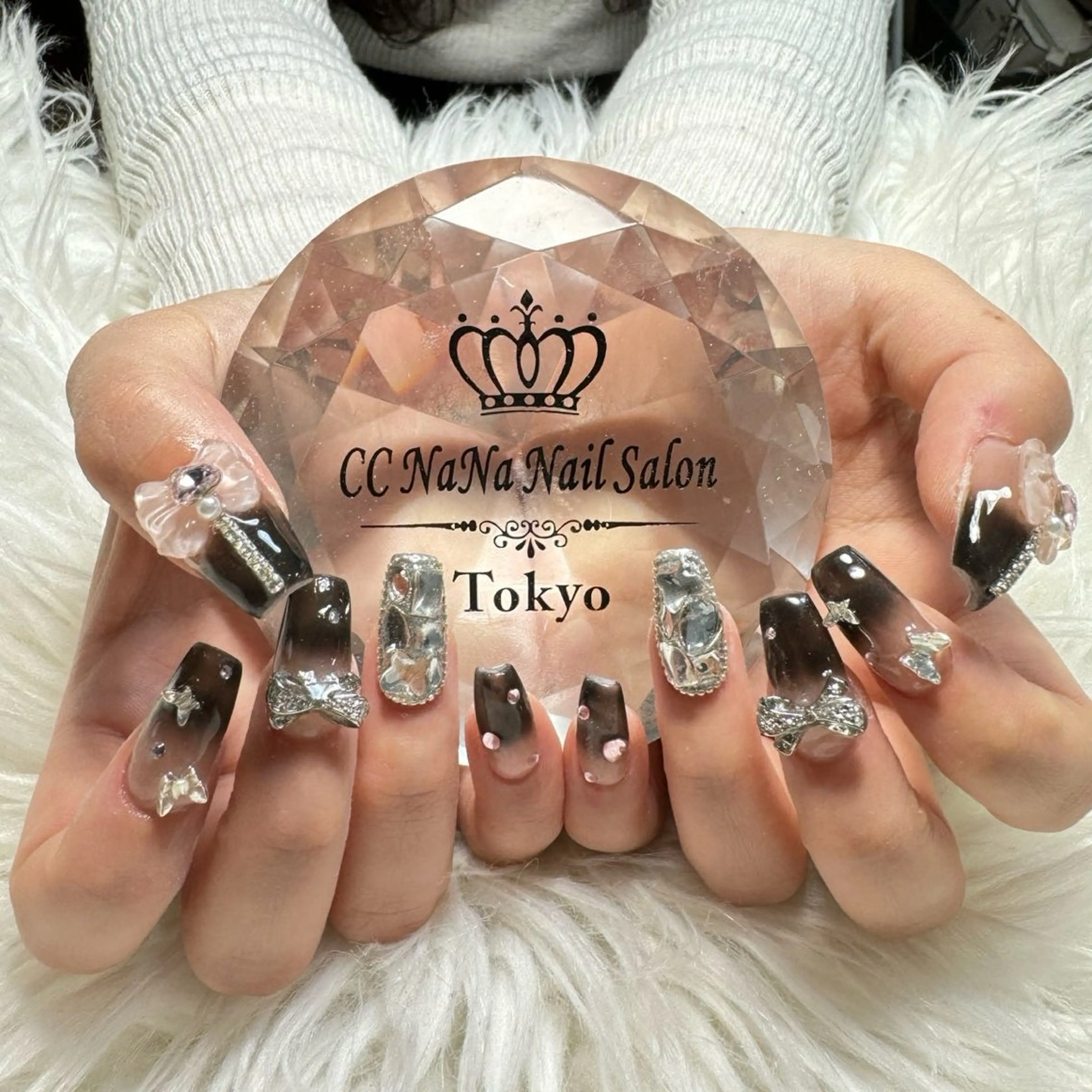 ネイル チークネイル フラッシュネイル ハート キラキラネイル 韓国ネイル ハンドネイル 💎CC・NaNa 韓国風ネイル🌙Cのネイルデザイン