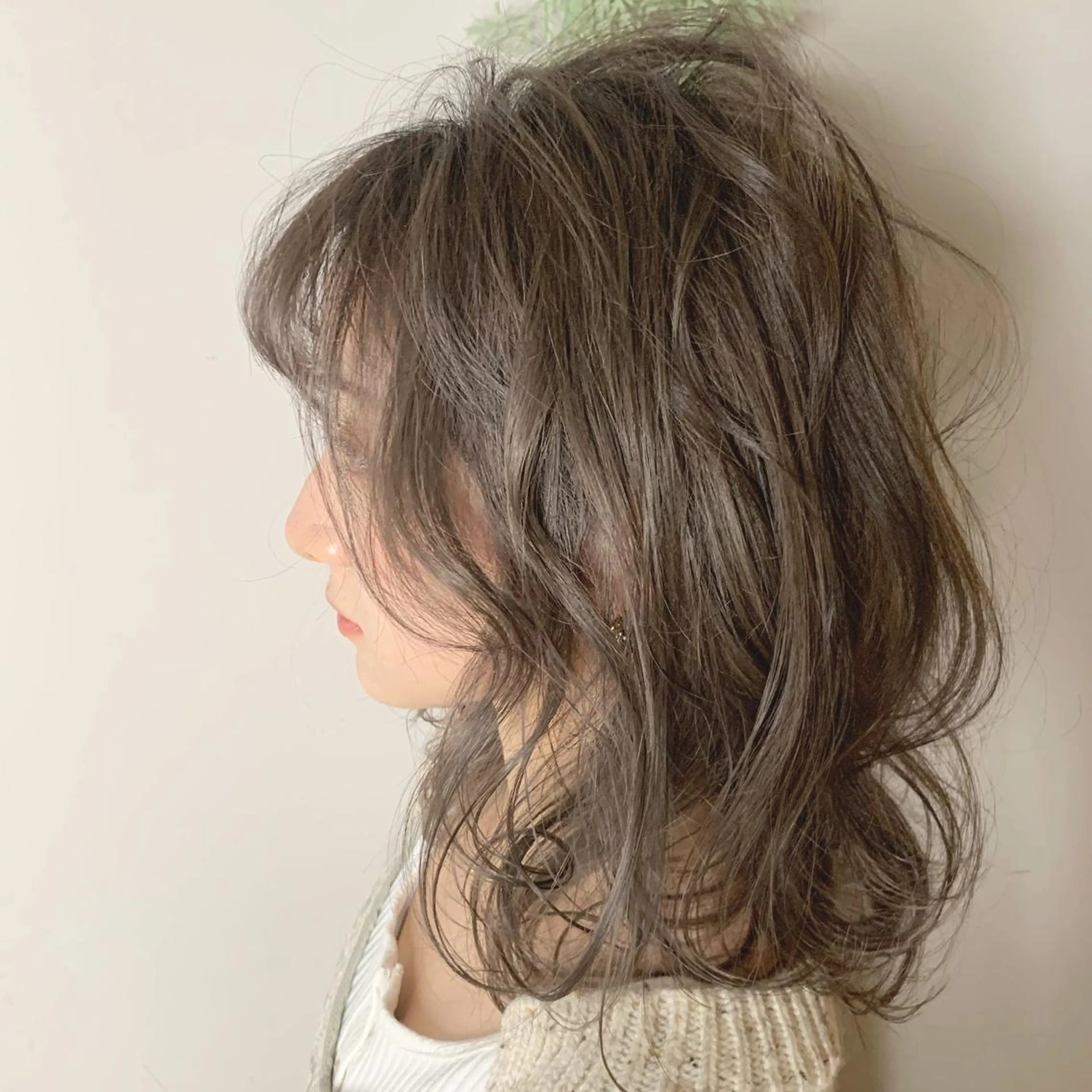 セミロング 韓国風レイヤーカット 🇰🇷❕モカのヘアスタイル