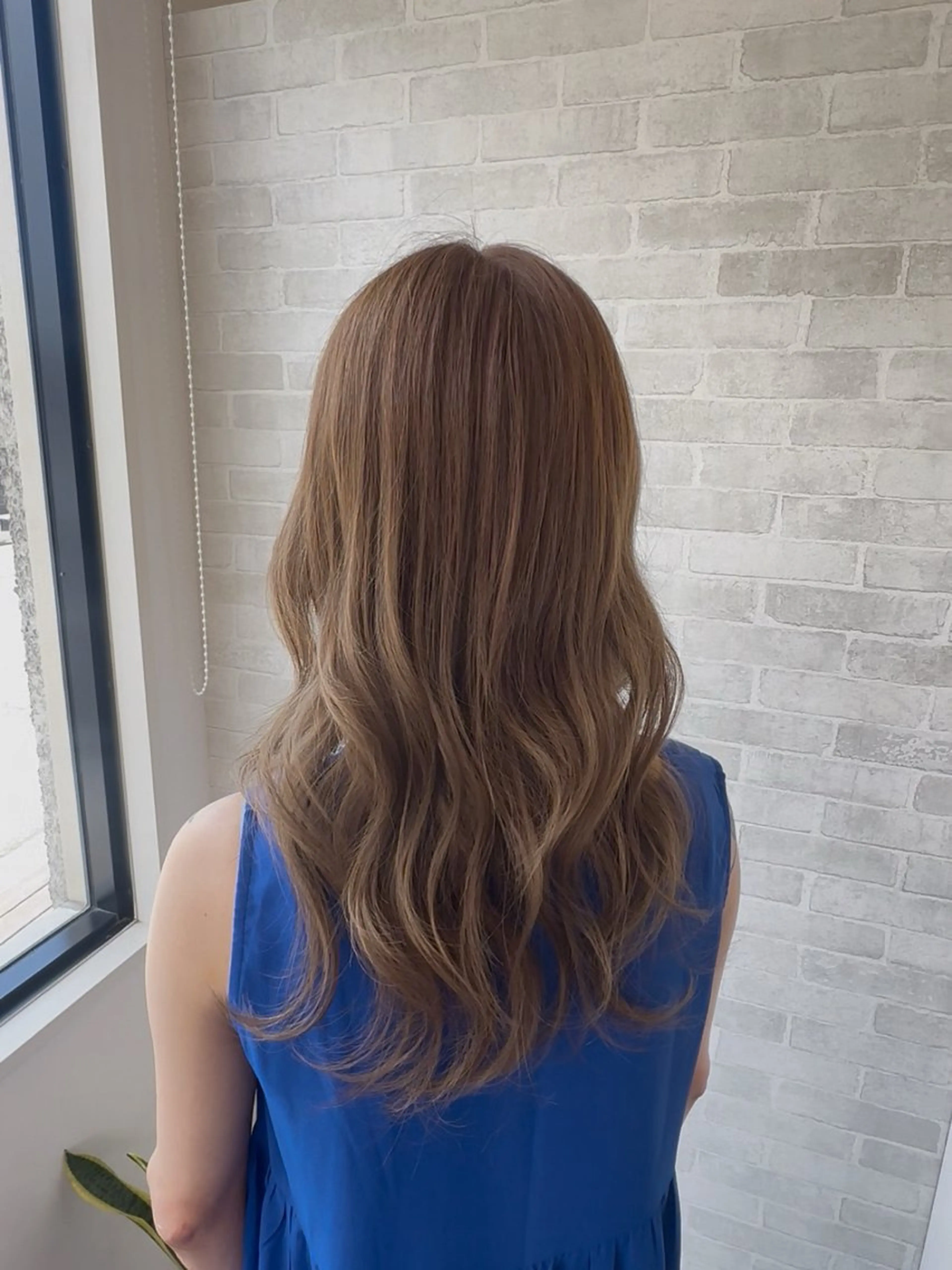 ロング カラー 岡松 優月の眉毛・アイブロウイメージ