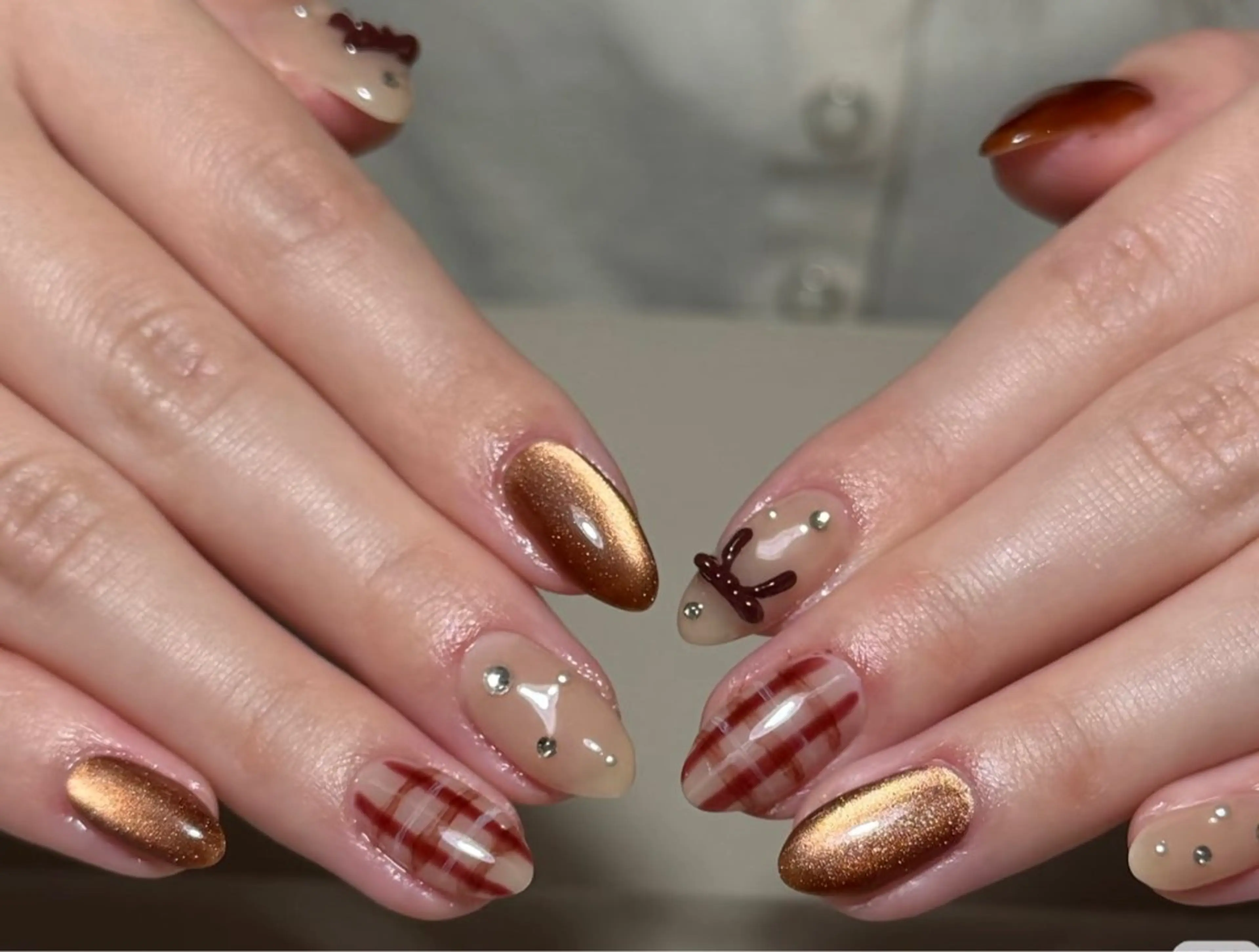 ネイル フレンチネイル ガーリー ガラスフレンチ 韓国ネイル ロングネイル ハンドネイル Venus nail チップ長さだし専門店のネイルデザイン